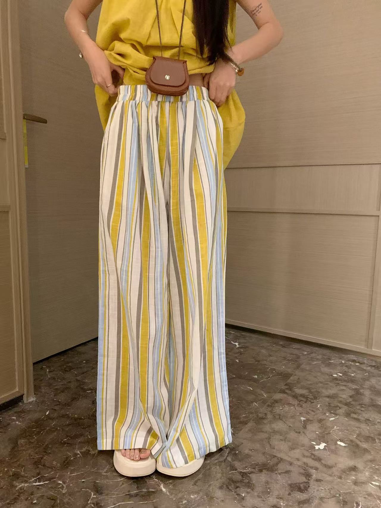 ST247简约风条纹套装