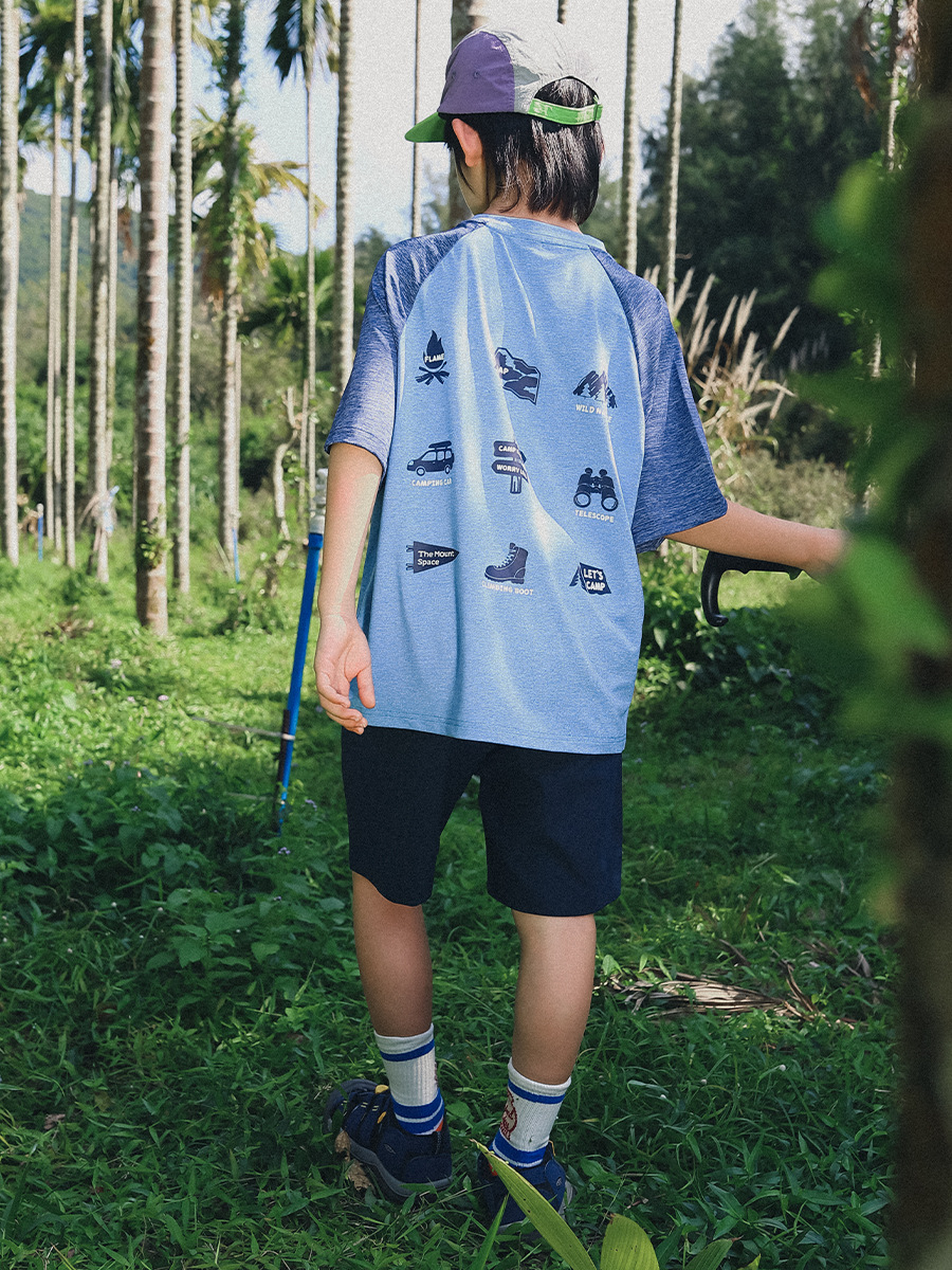 2件起各減$ 10。⛰️ The Mount Space 山系拼色童裝 Tee