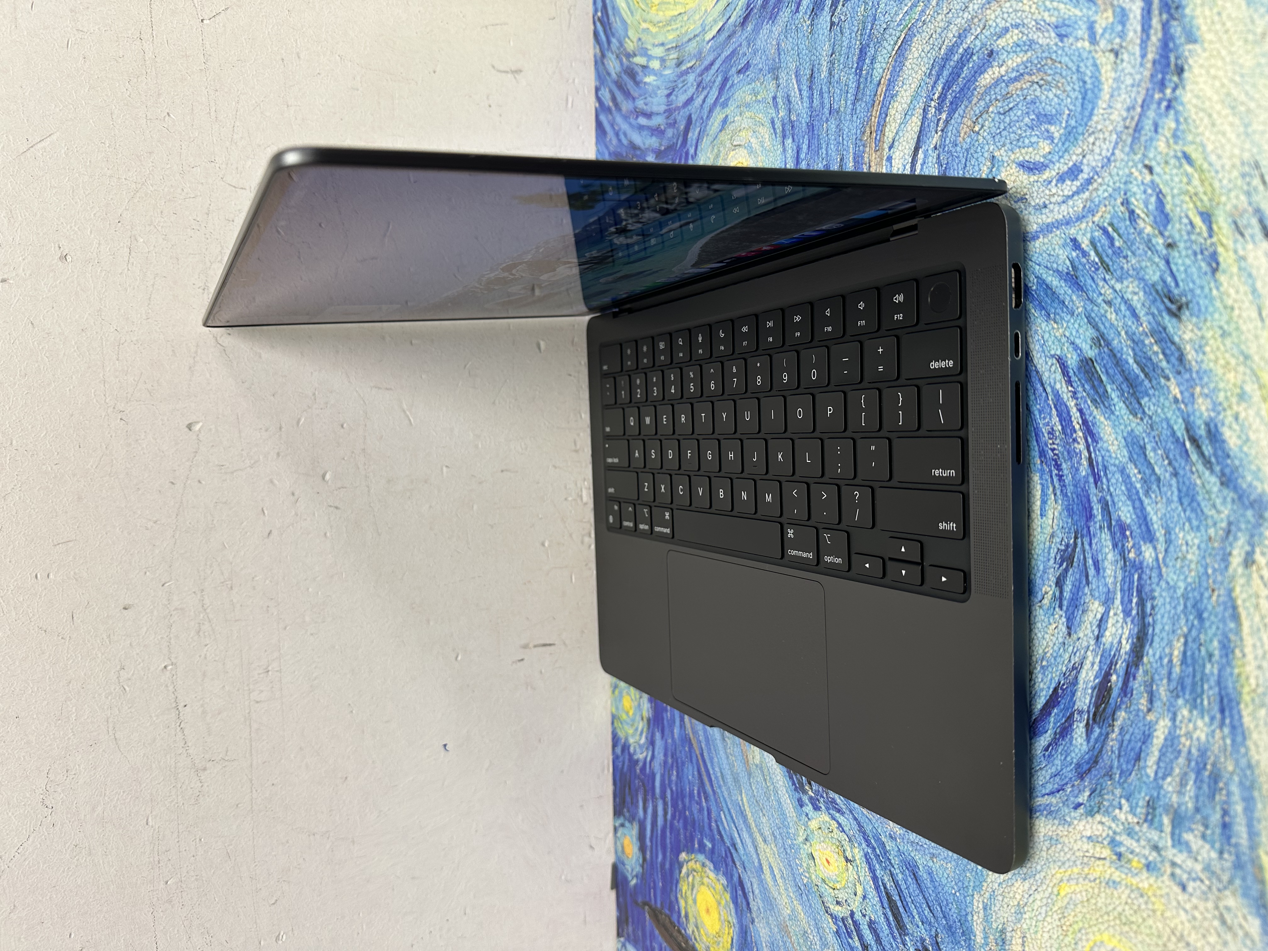 #6151 Apple MacBook M4 Pro 2024 M4 Pro CPU/24GB Ram/1TB SSD/20核心GPU/Liquid Retina XDR Mon/14吋/黑色/ MacBook Pro M4 / MacbookPro M4 Pro / Laptop / Notebook / Ultrabook / Netflix/ YouTube / Black