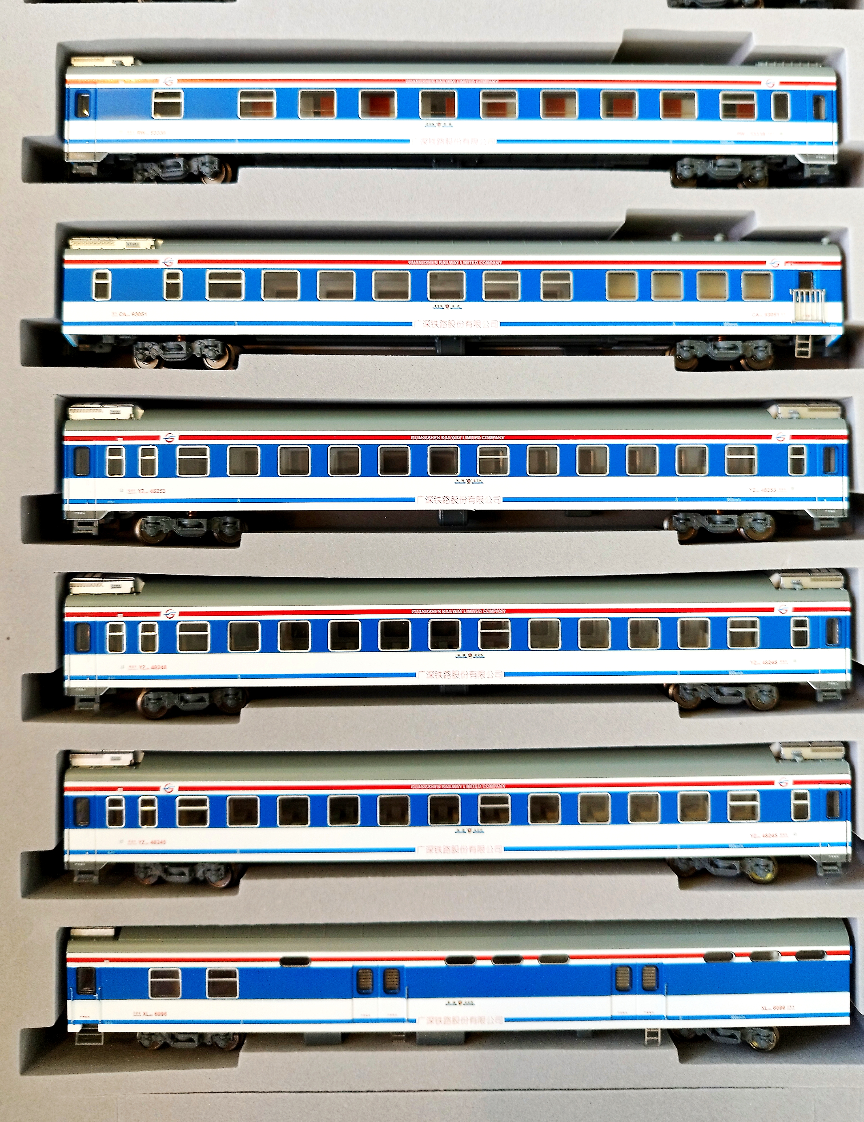 Kunter 京深25K特快列車 T107/T108次14輛編組