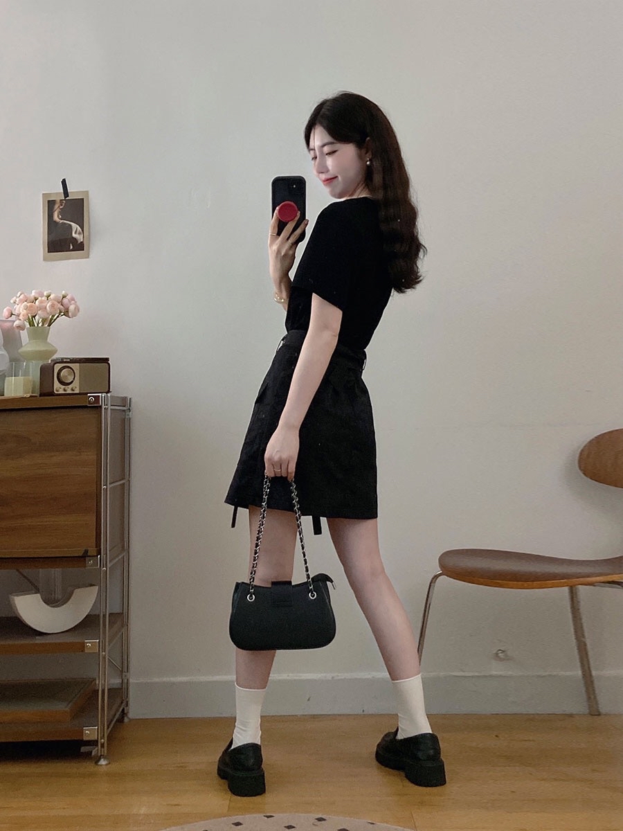 B285(3307) 美式甜酷假两件吉他印花拼下摆工装感口袋黑连身裙