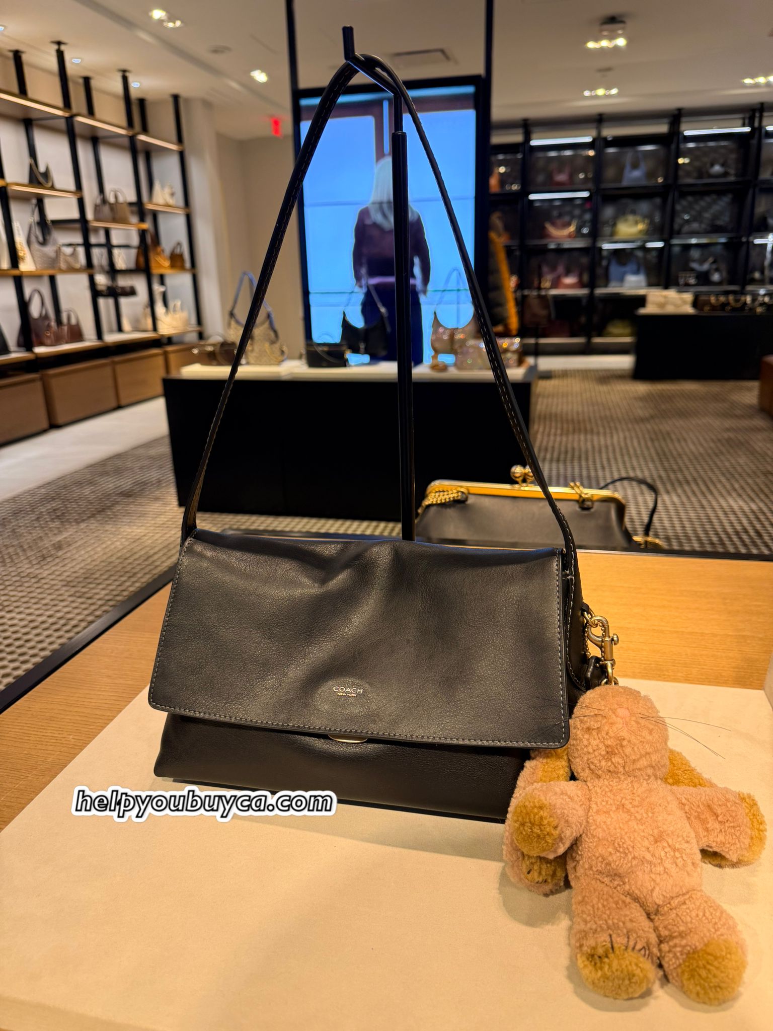 Coach Chelsea Shoulder Bag 30 / 36