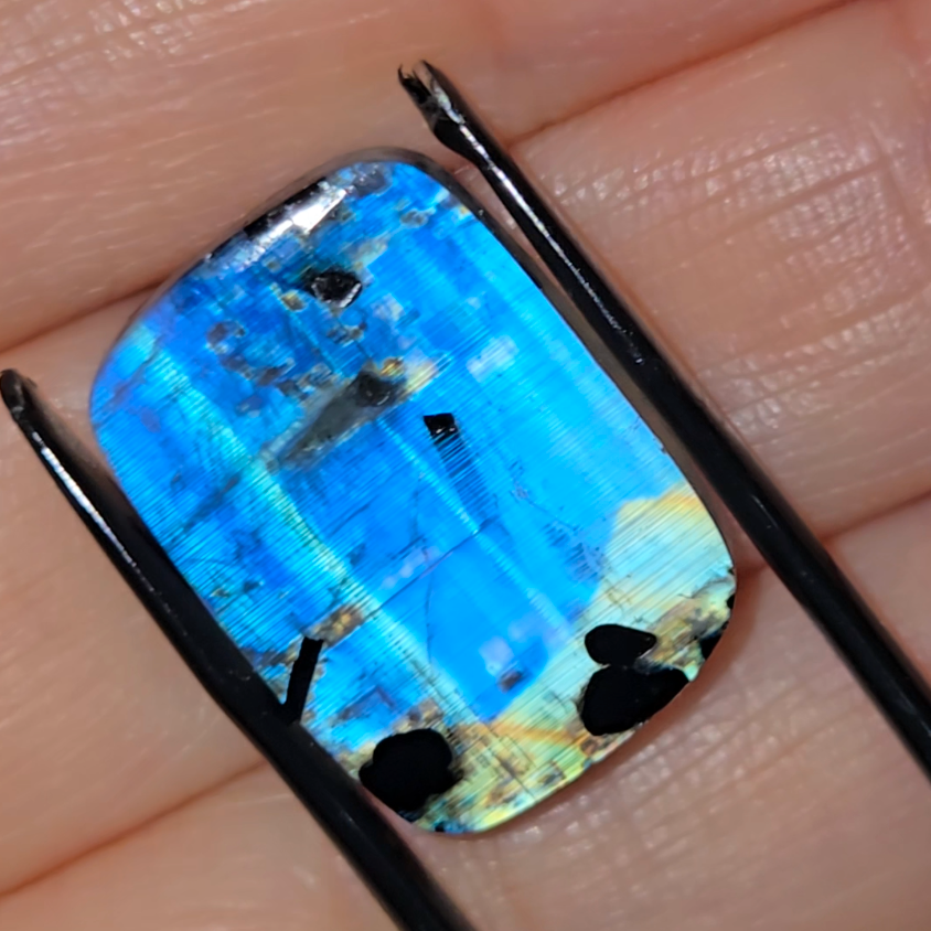Gem-grade blue flash moonstone from India - MS2