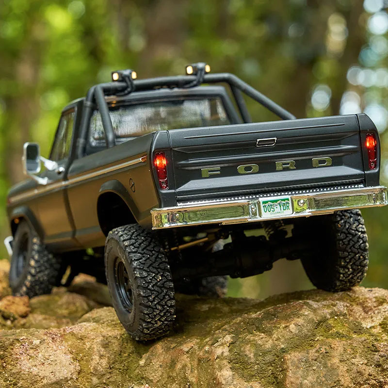 【香港現貨】FMS 1:18 FCX18II FORD F-100 無刷攀爬車 | 高低兩檔變速 | 磁吸車殼