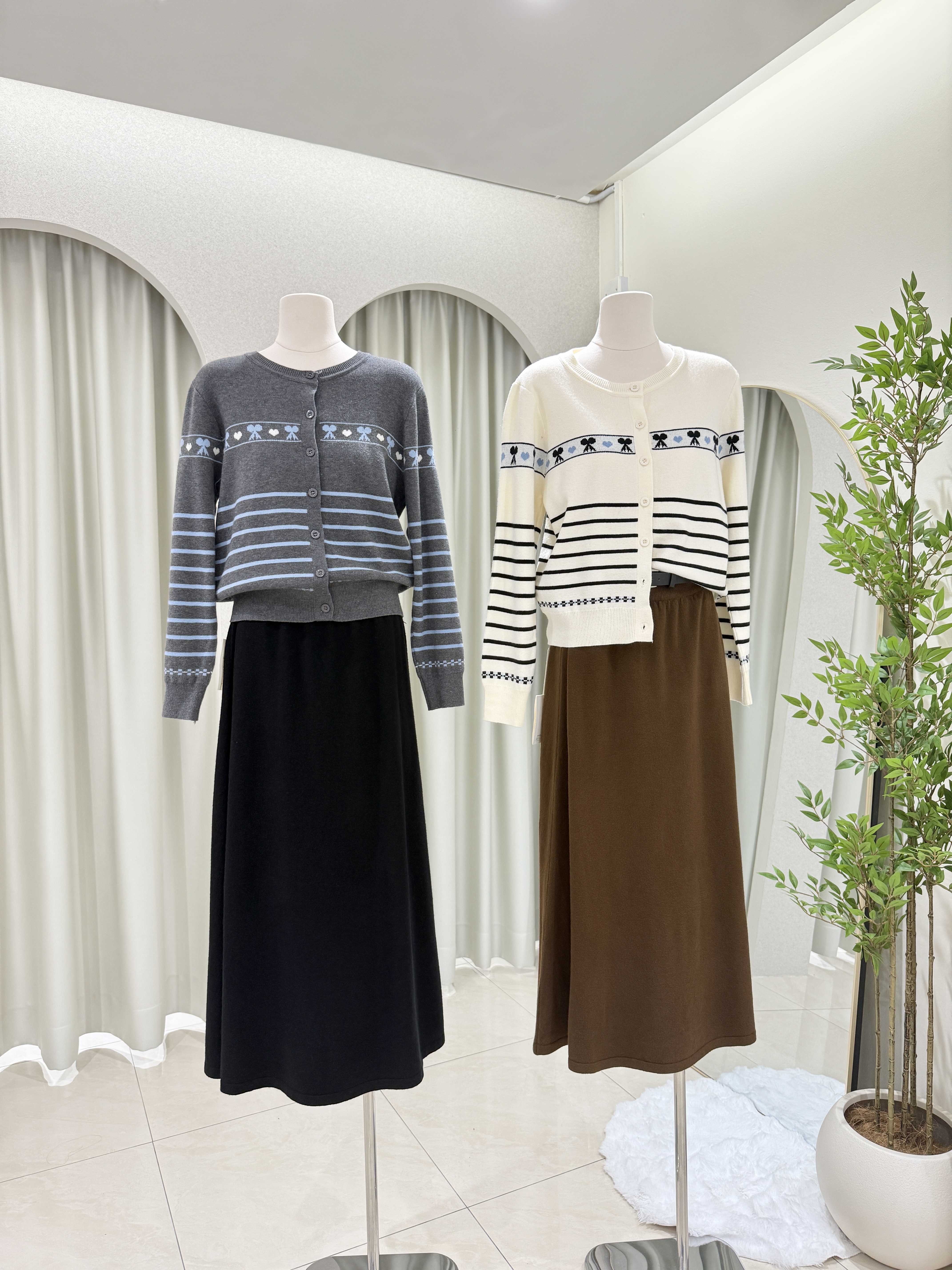 6835 韩系提花条纹针织衫