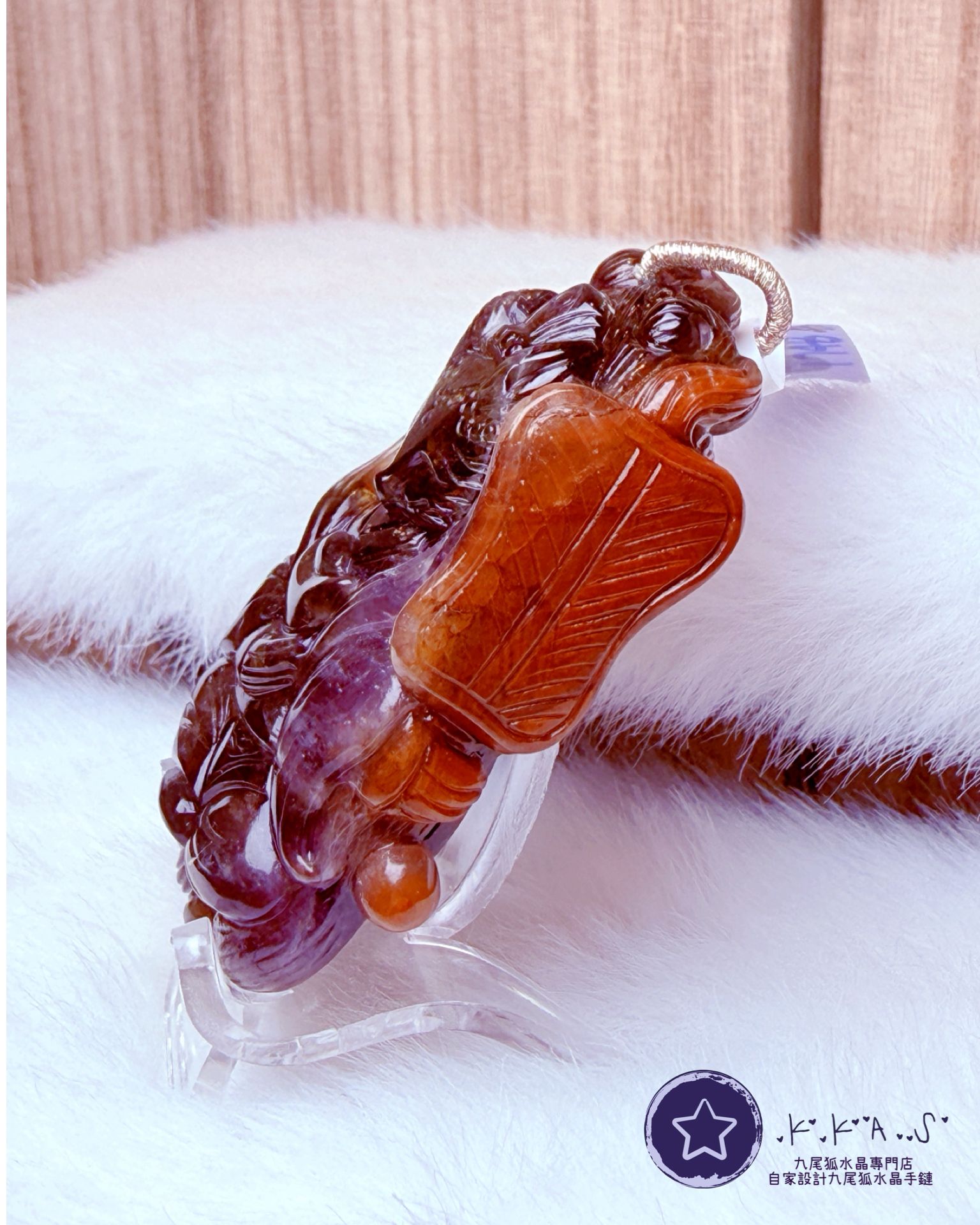 K00183 紅極光23 元寶狐娘娘 - 吊墜