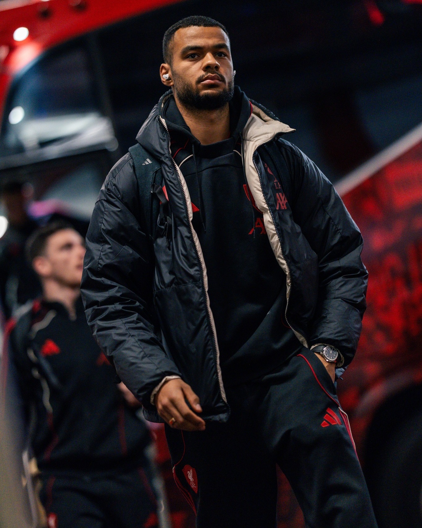 Adidas Liverpool 利物浦 2025-26 雙面連帽羽絨外套 JW7902