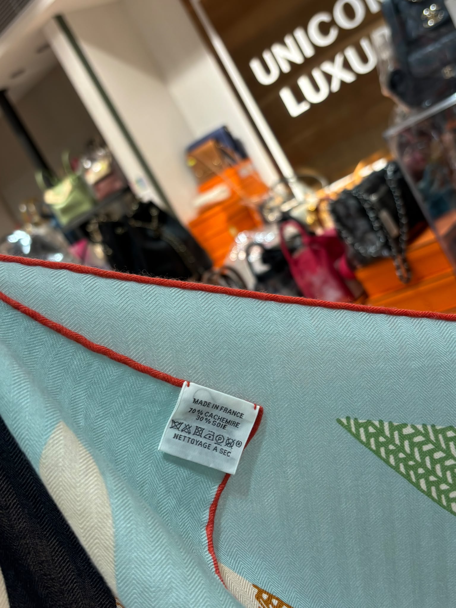 未使用品 Hermes 140*140cm Scarf 100%Authentic, Unused 未使用品 ✅Box