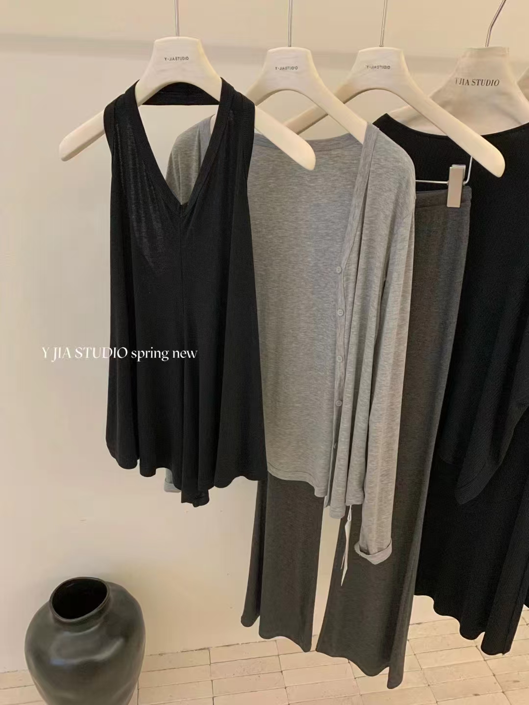 4374 机场穿搭慵懒微剌裤三件套