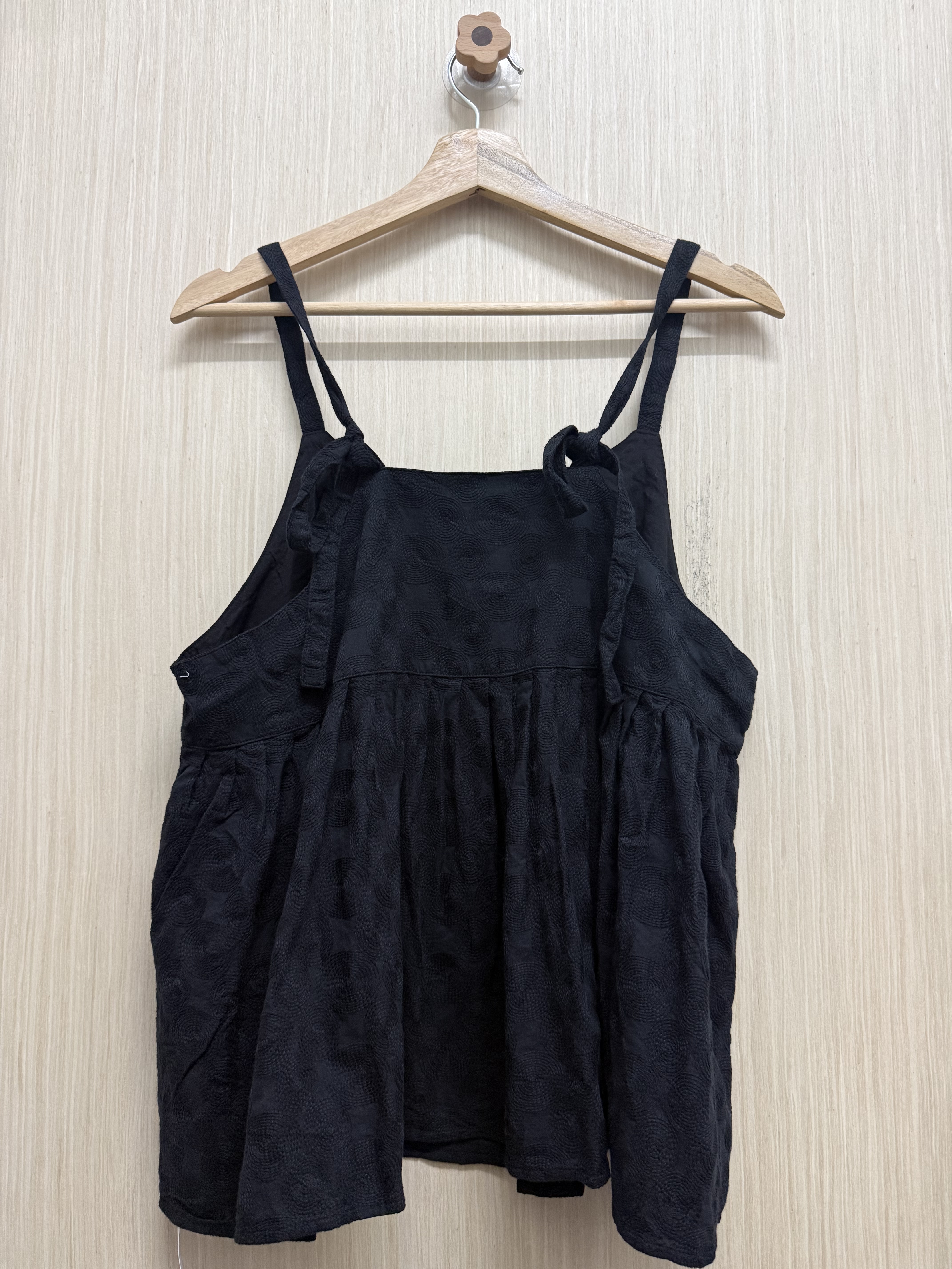 立體圈圈紋吊帶（黑色）