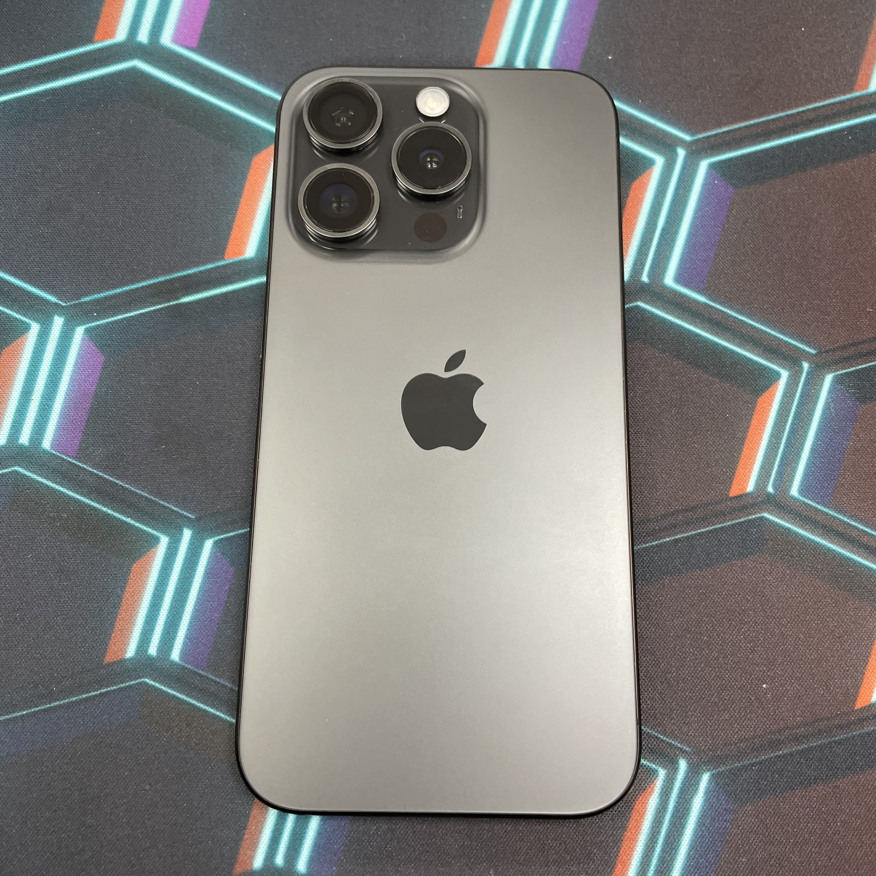 *6117 15 pro 完美機 256GB 電86 黑色 black