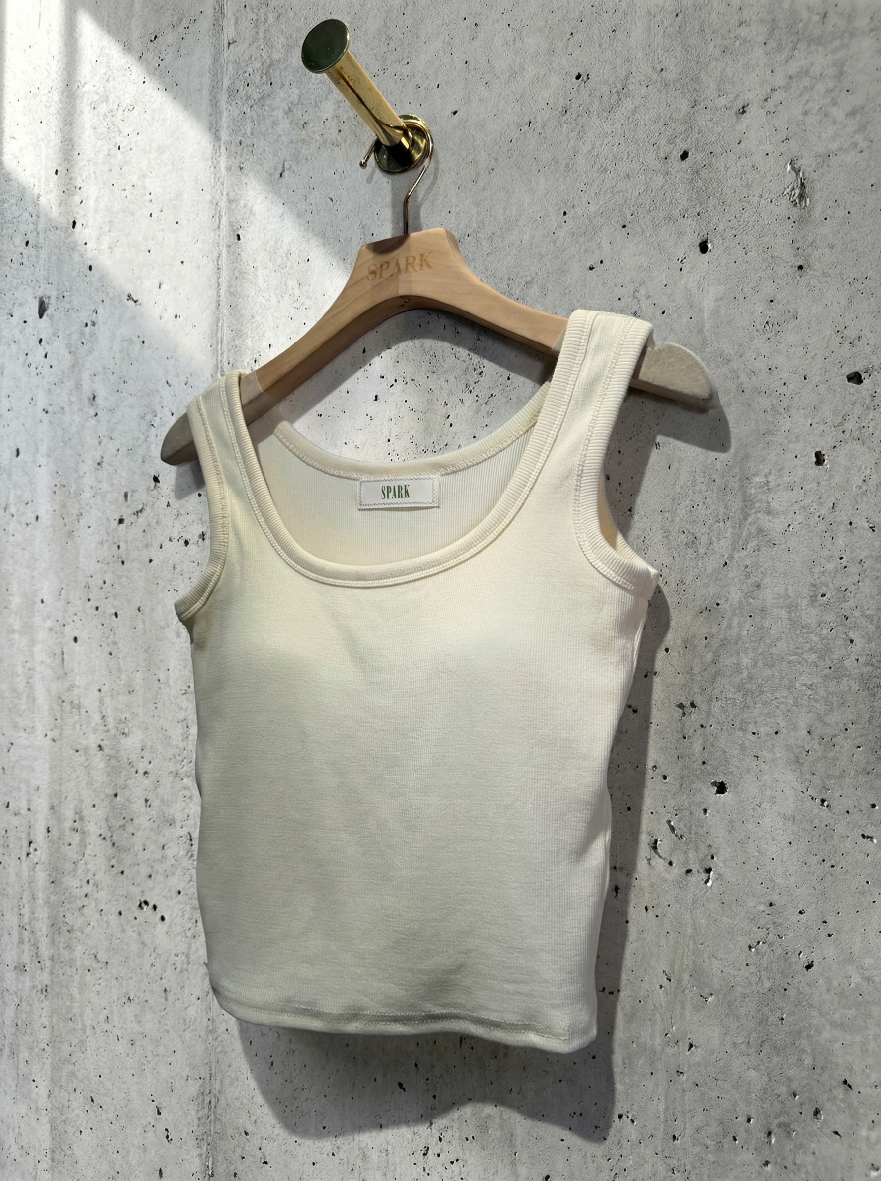 簡約純色坑條紋針織背心