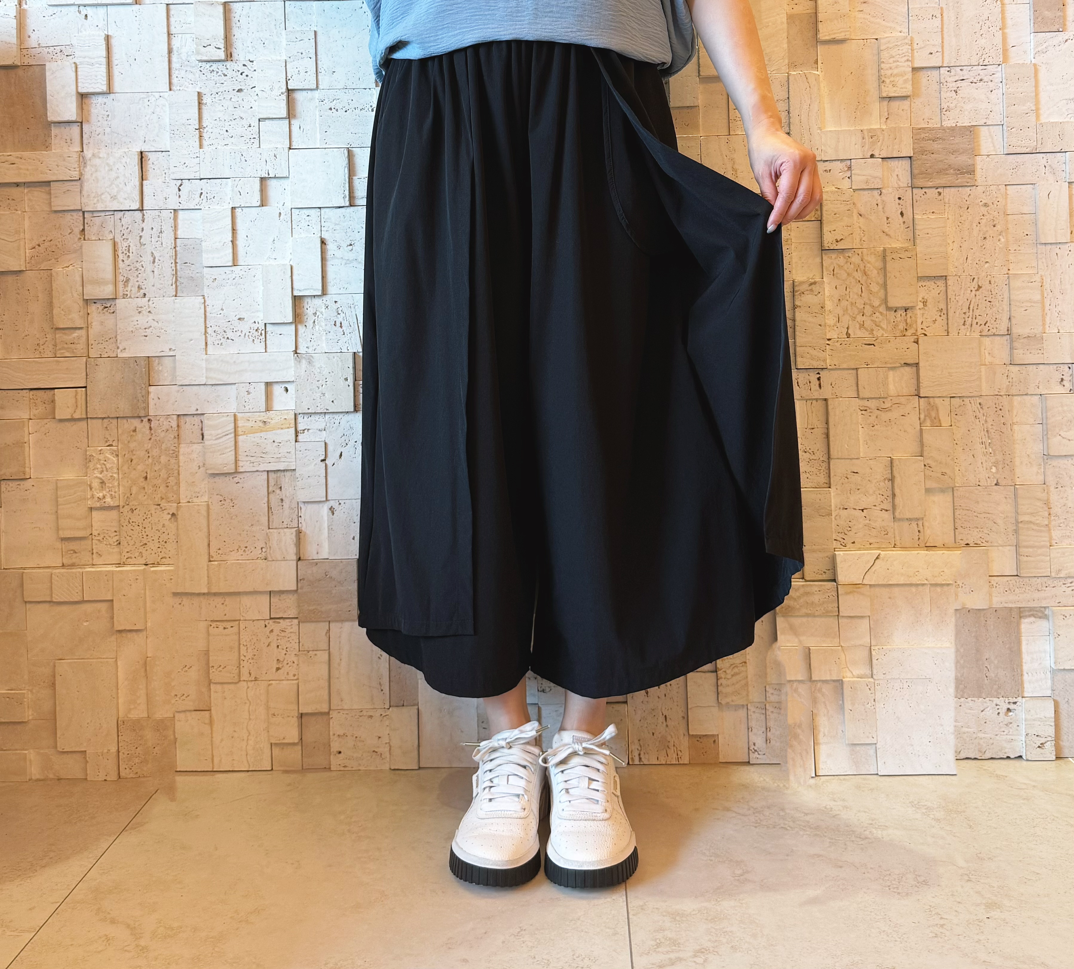 B00569 薄身梳織闊褲💯