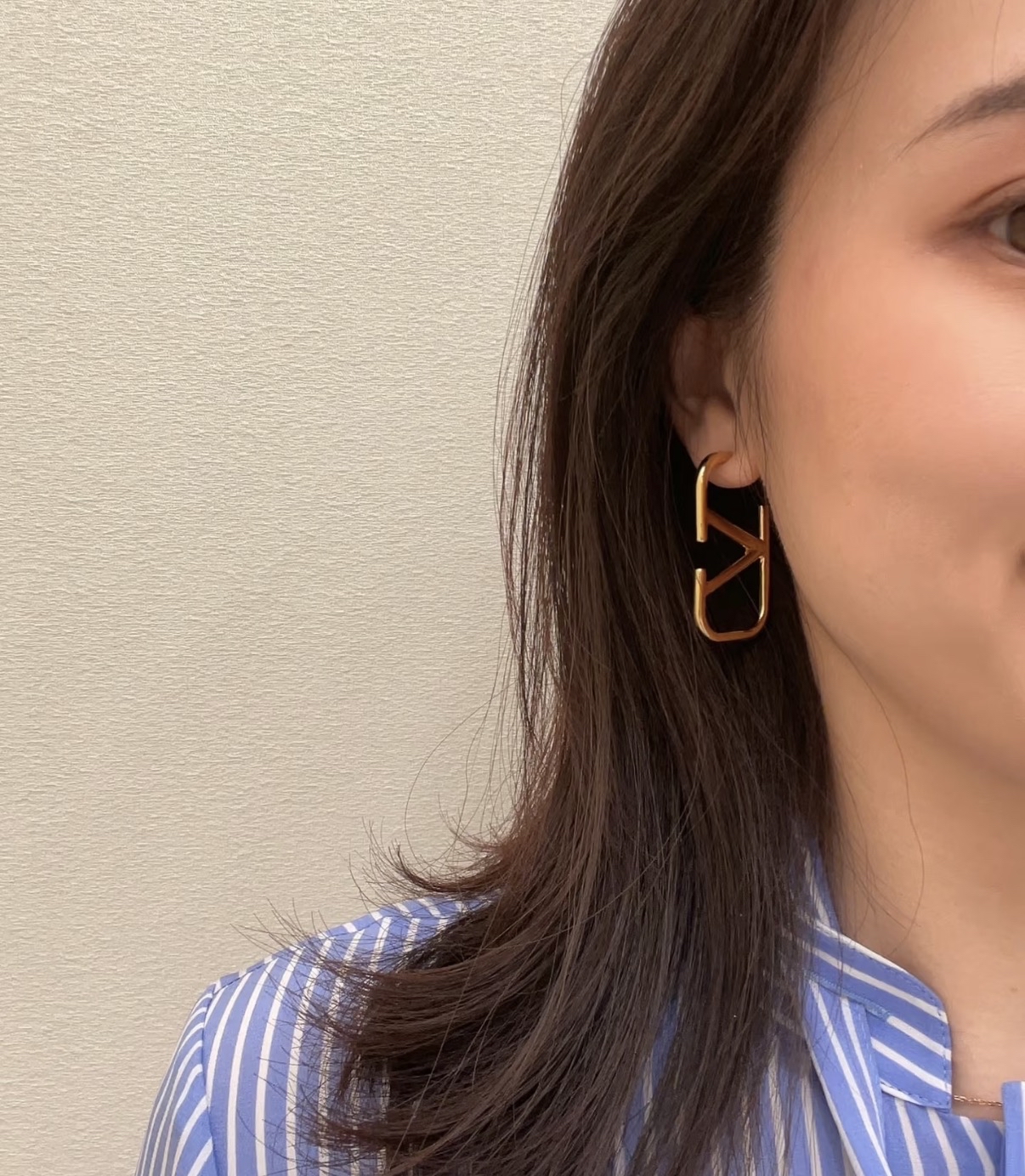 補貨✨熱賣款‼️ 折扣訂貨📮Valentino VLOGO 4.5cm 耳環