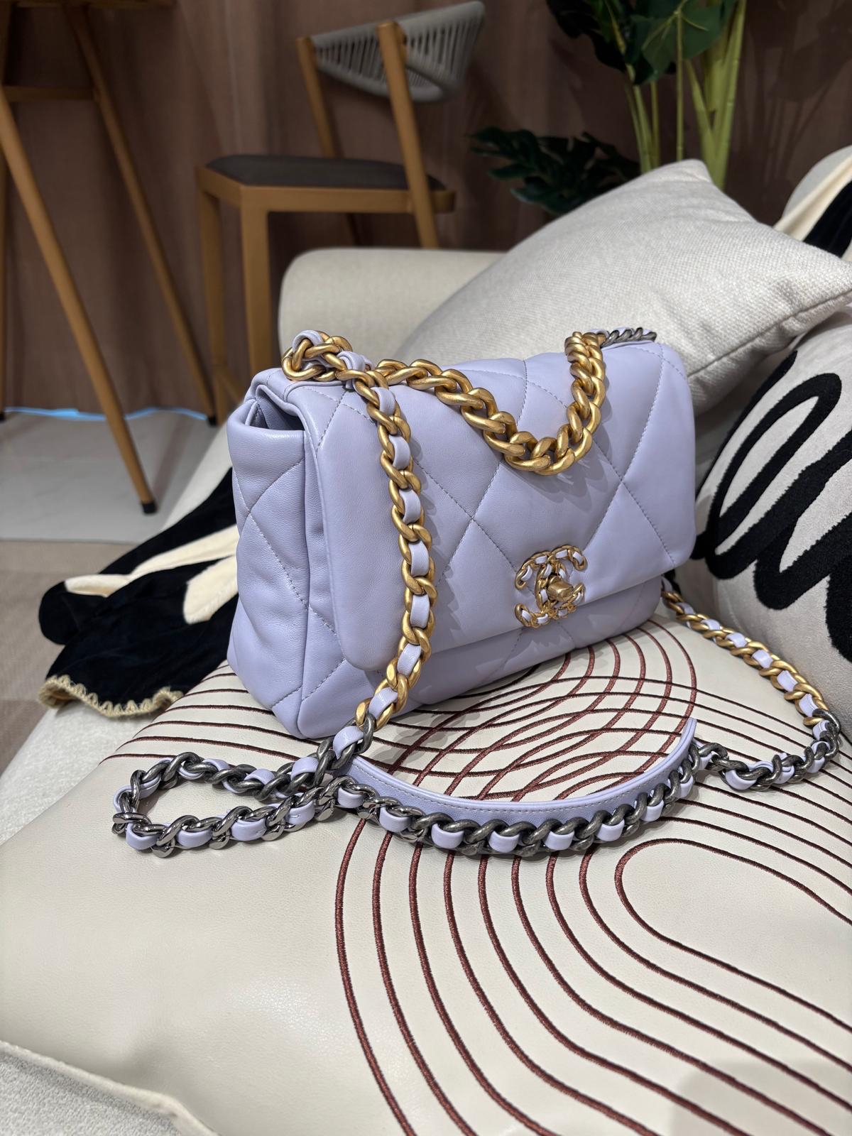 Chanel 19 small flap bag  100%Authentic,98%new ✅晶片✅dust bag✅box