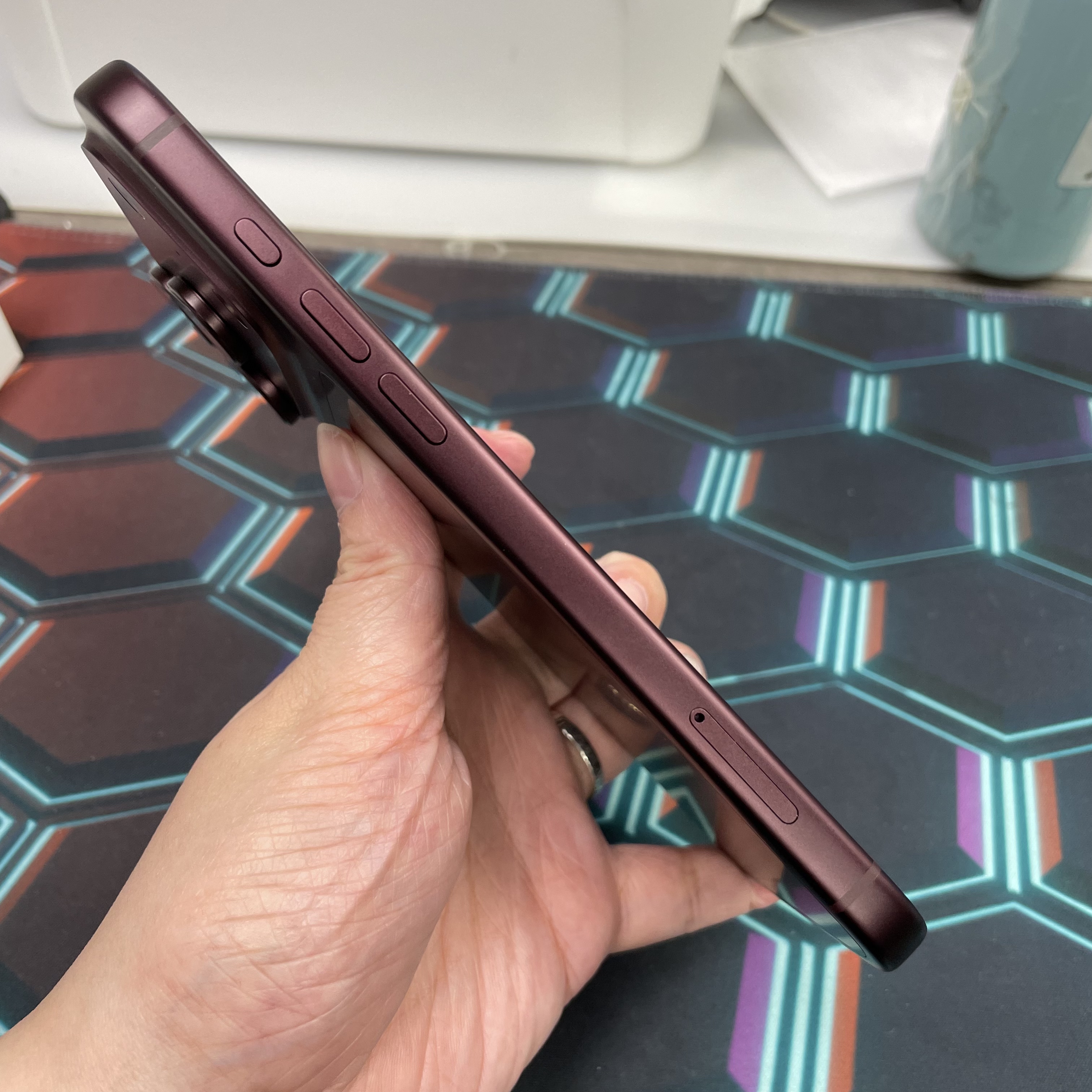 *8164 18 pro max 未使用品 256GB 電100 酒紅色 red