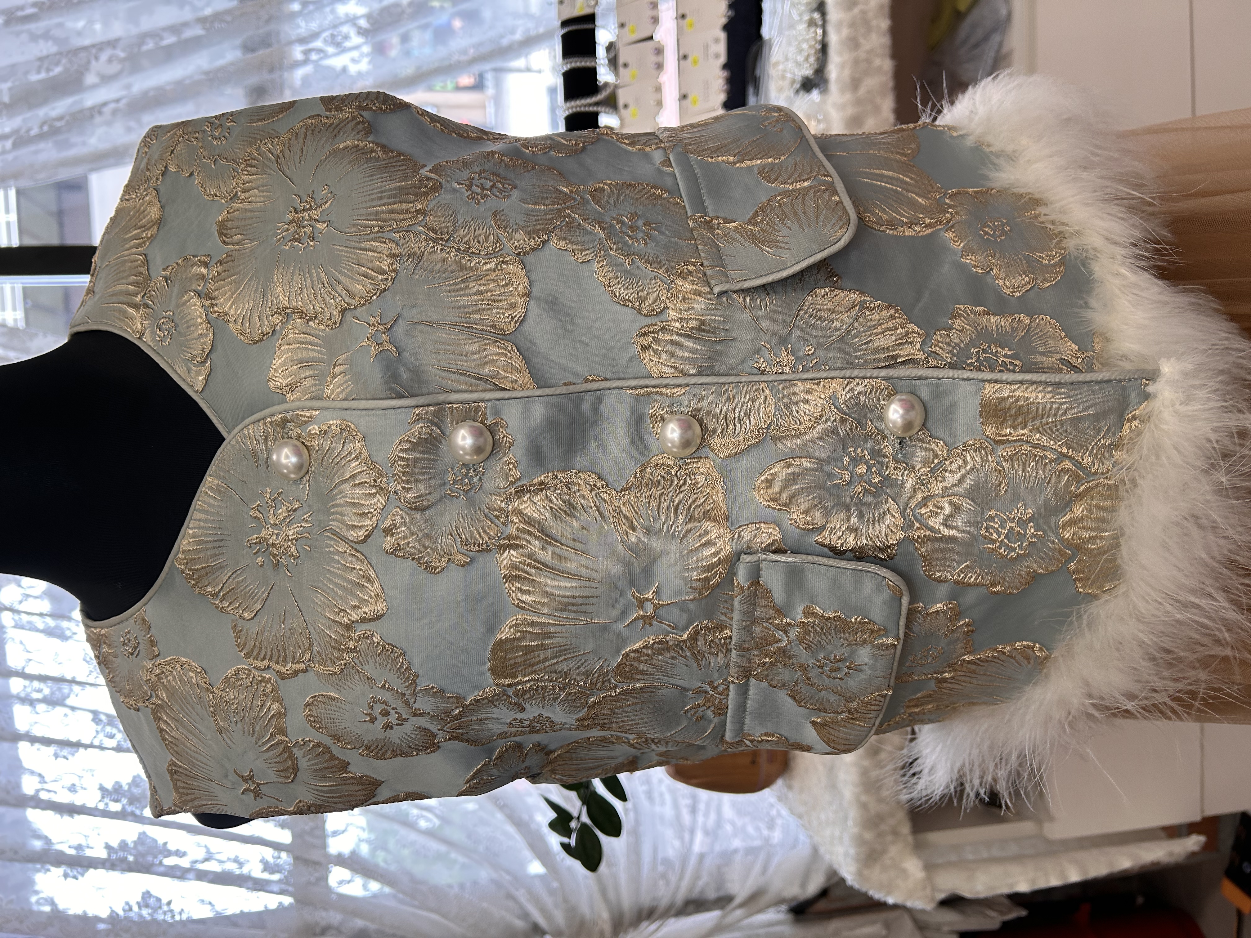 556.WB New Embriodered Vest Unique