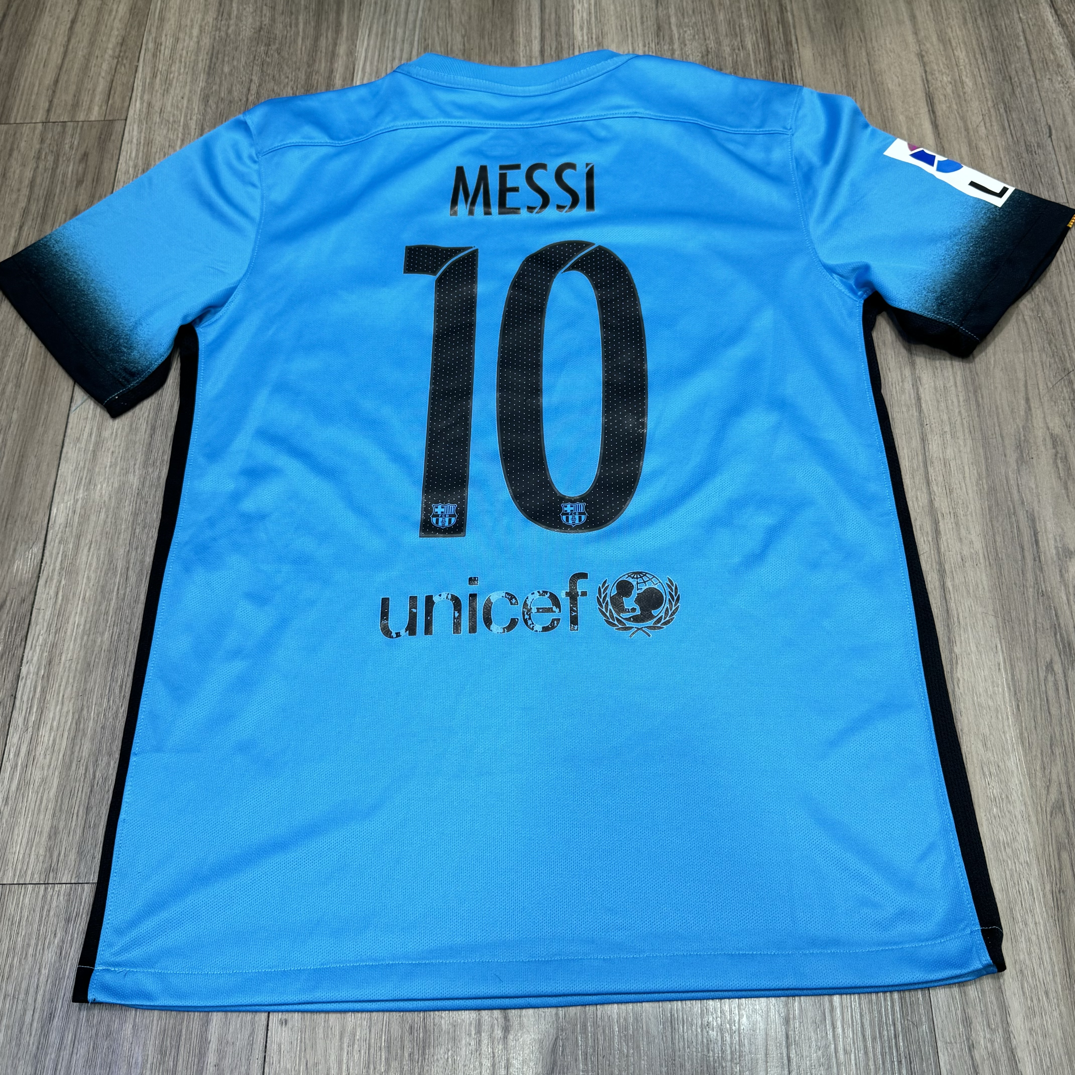 Barcelona 15/16 third away shirt #10 Messi
