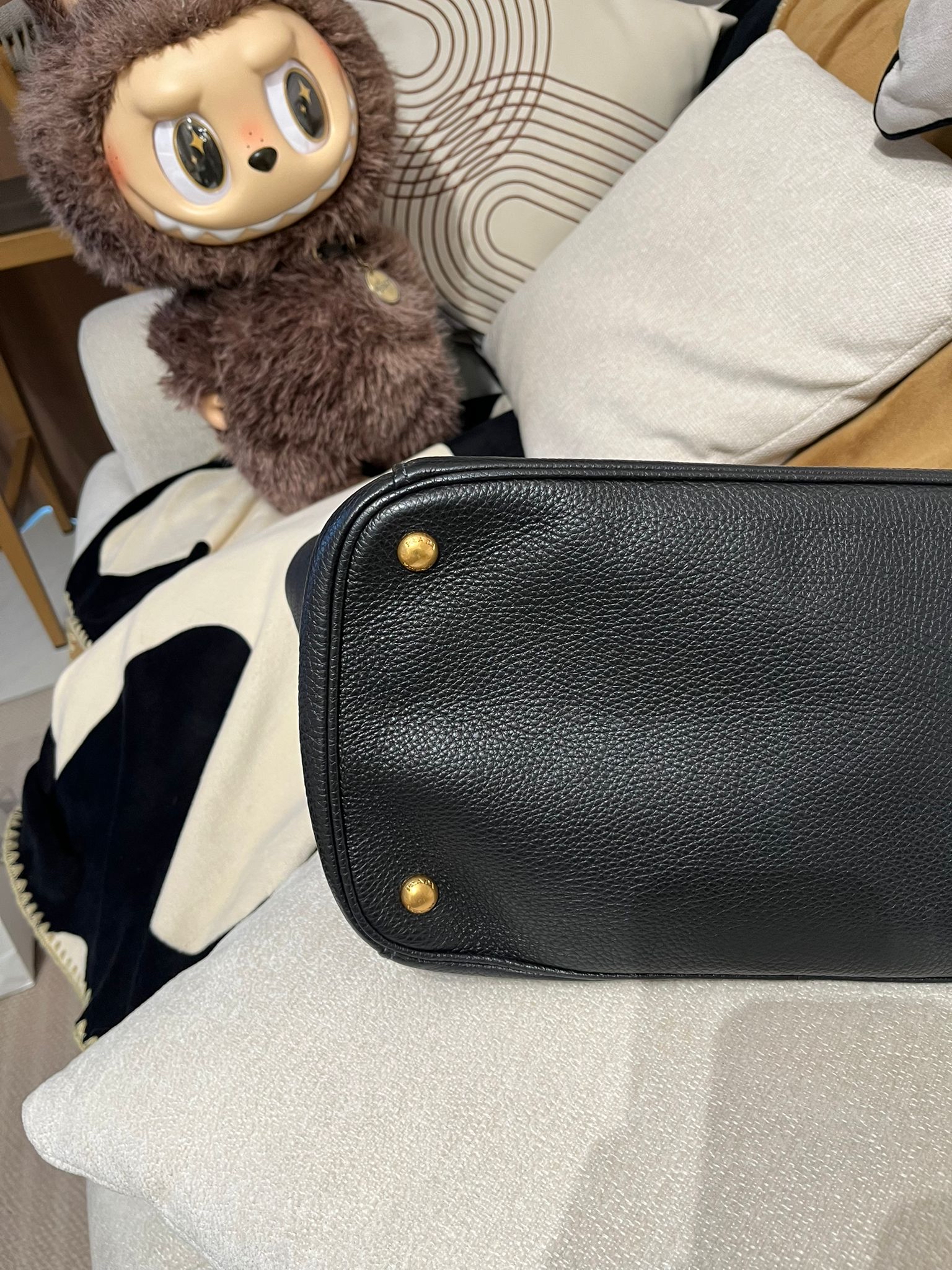 PRADA Vitello Daino Tote Bag 黑色牛皮100%Authentic, 95%new