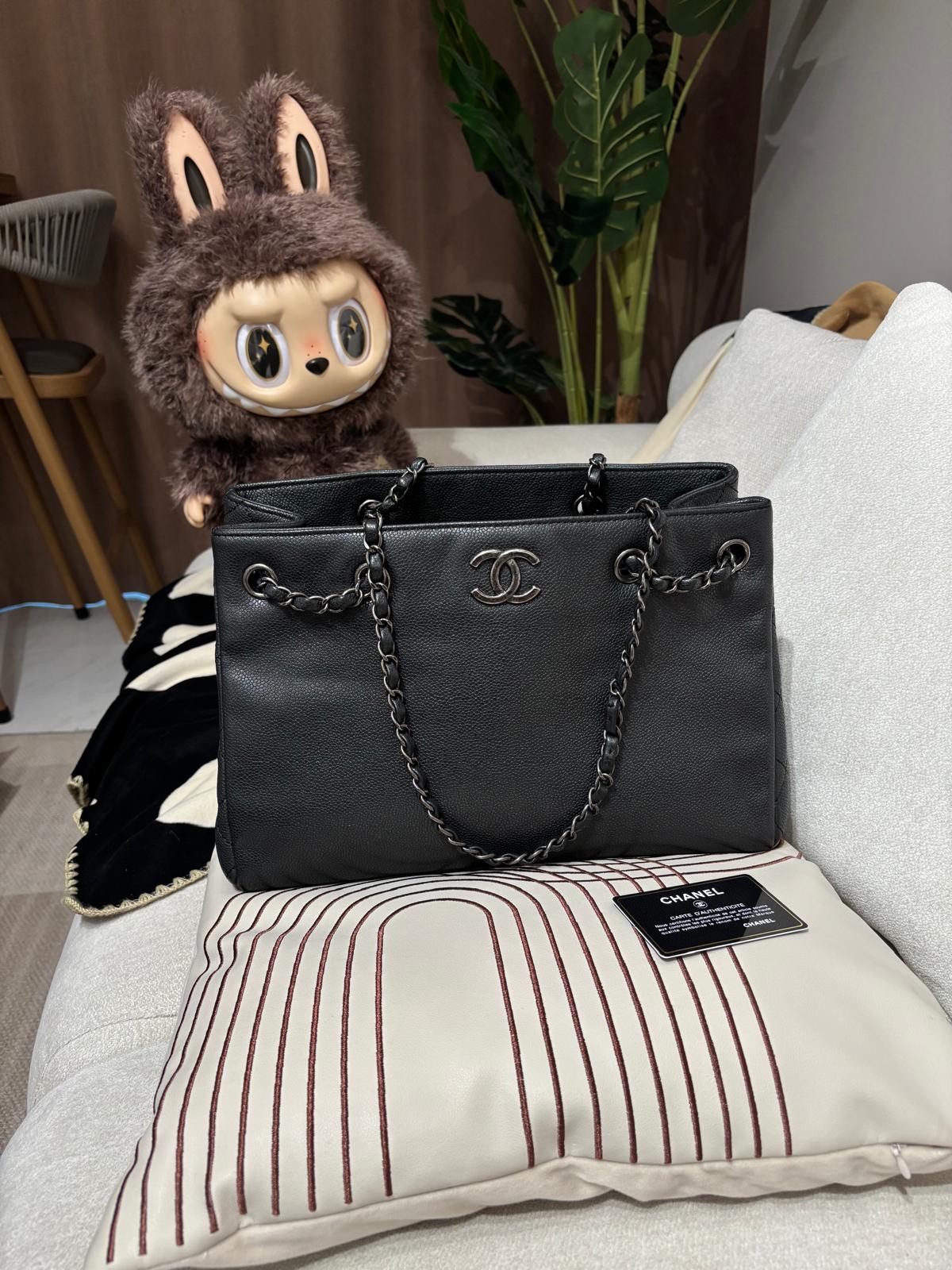 Chanel chain tote bag Caviar Skin grey 100%Authentic,95%new ✅22card✅dust bag 