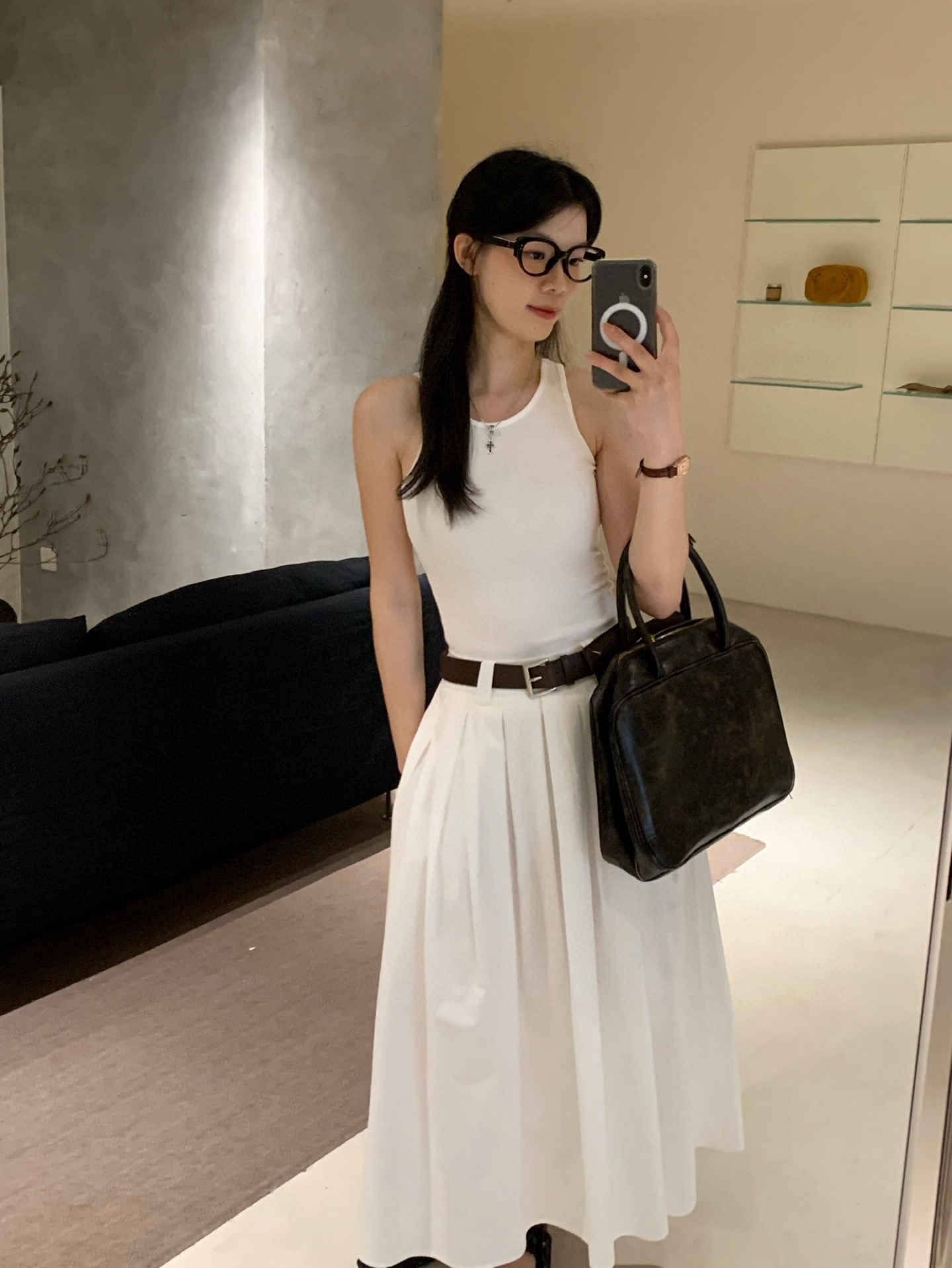 Victoria Tank Top + A-line Pleated Maxi Skirt 极简风圆领背心+百褶大摆半身裙两件套(附送腰带) (3 Colours)