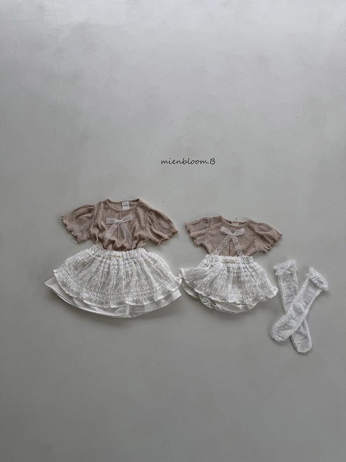 🇰🇷mienbloom.b tee