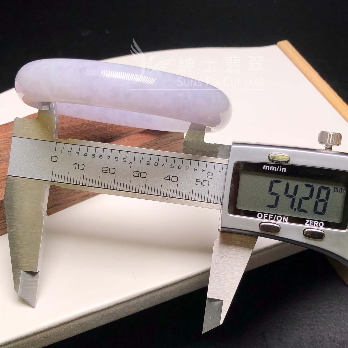 紫底芝麻花福鐲54.3mm