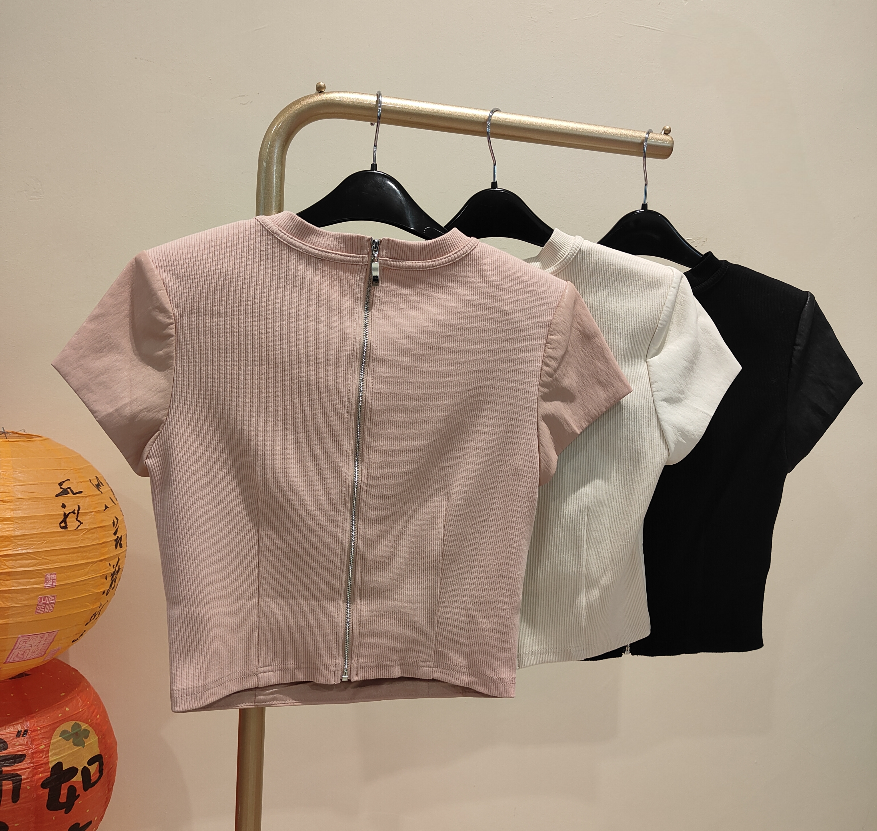 前面皮革背部针织布料上衣 2668