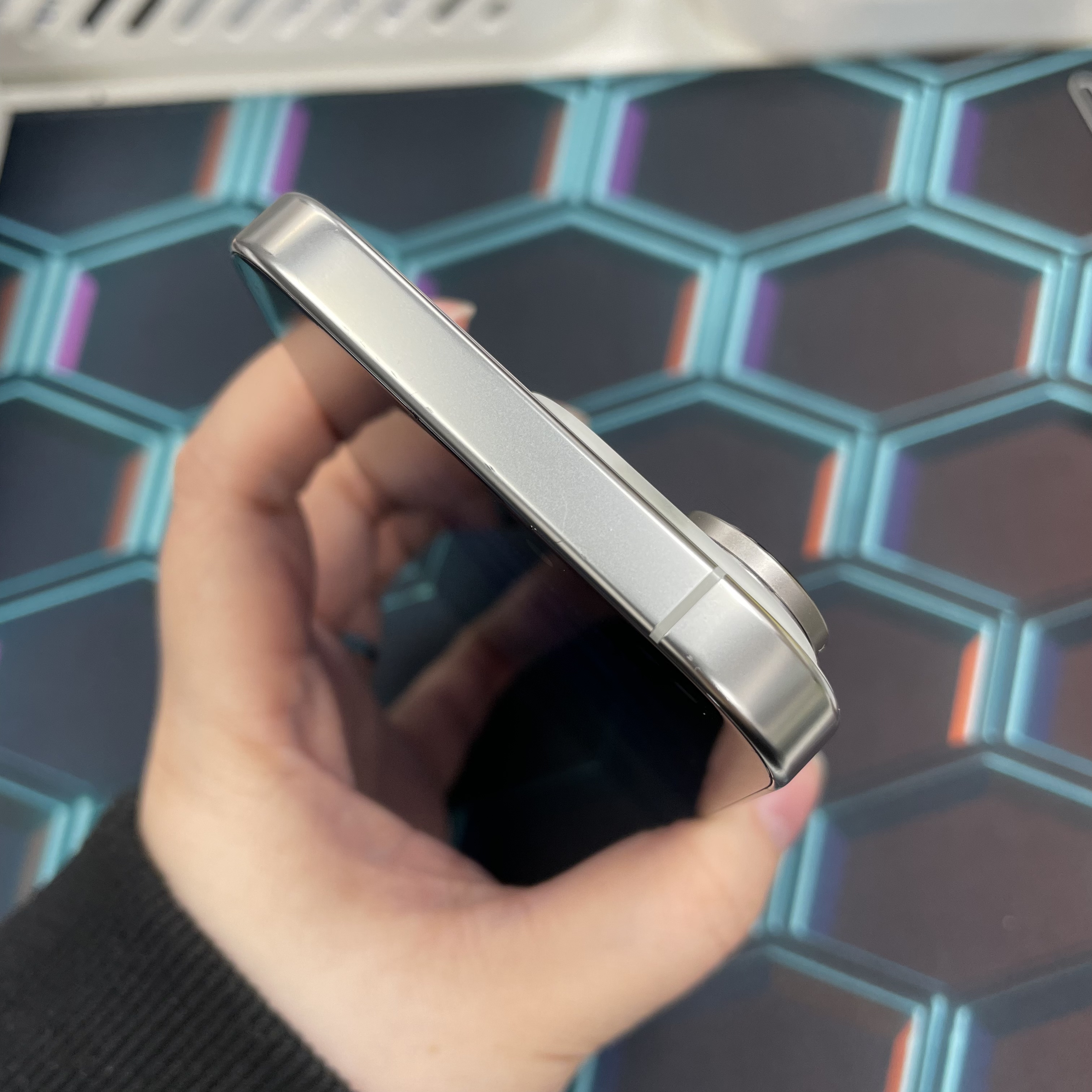 *6069 16 pro 勁靚機 256GB 電93 白色 white