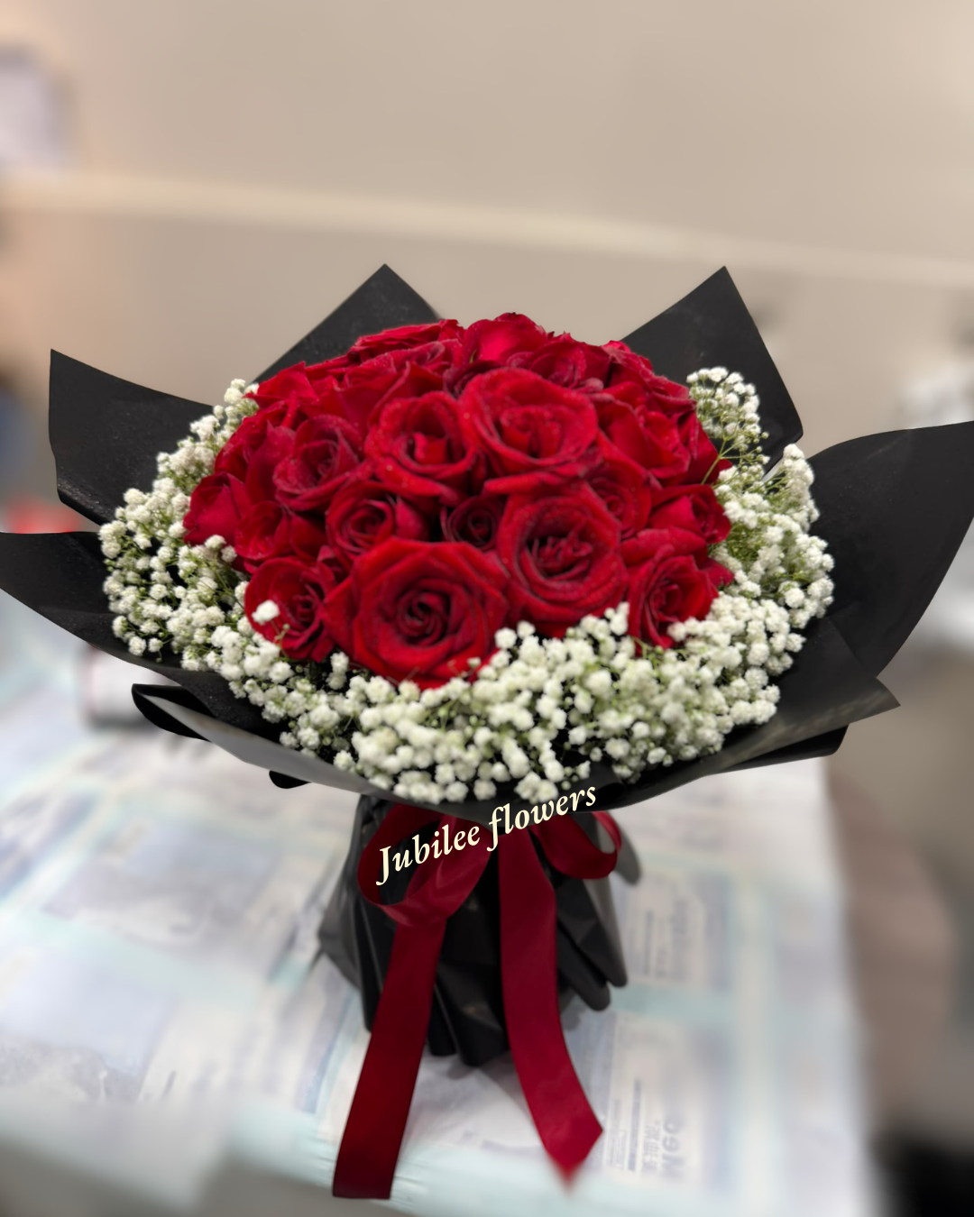 33支紅玫瑰花束