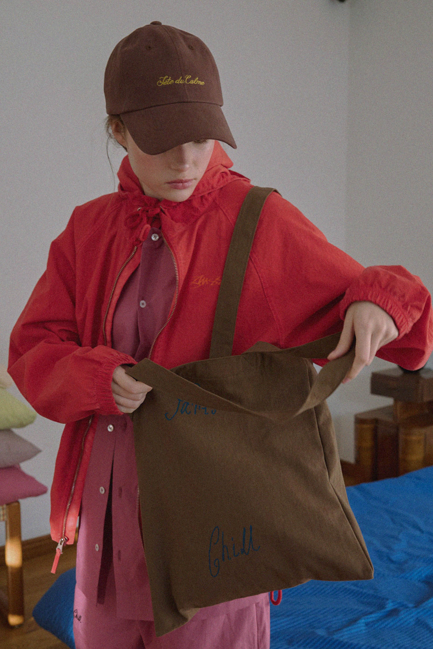 HÔTEL 827 Poétique Shoulder Bag (Cocoa)