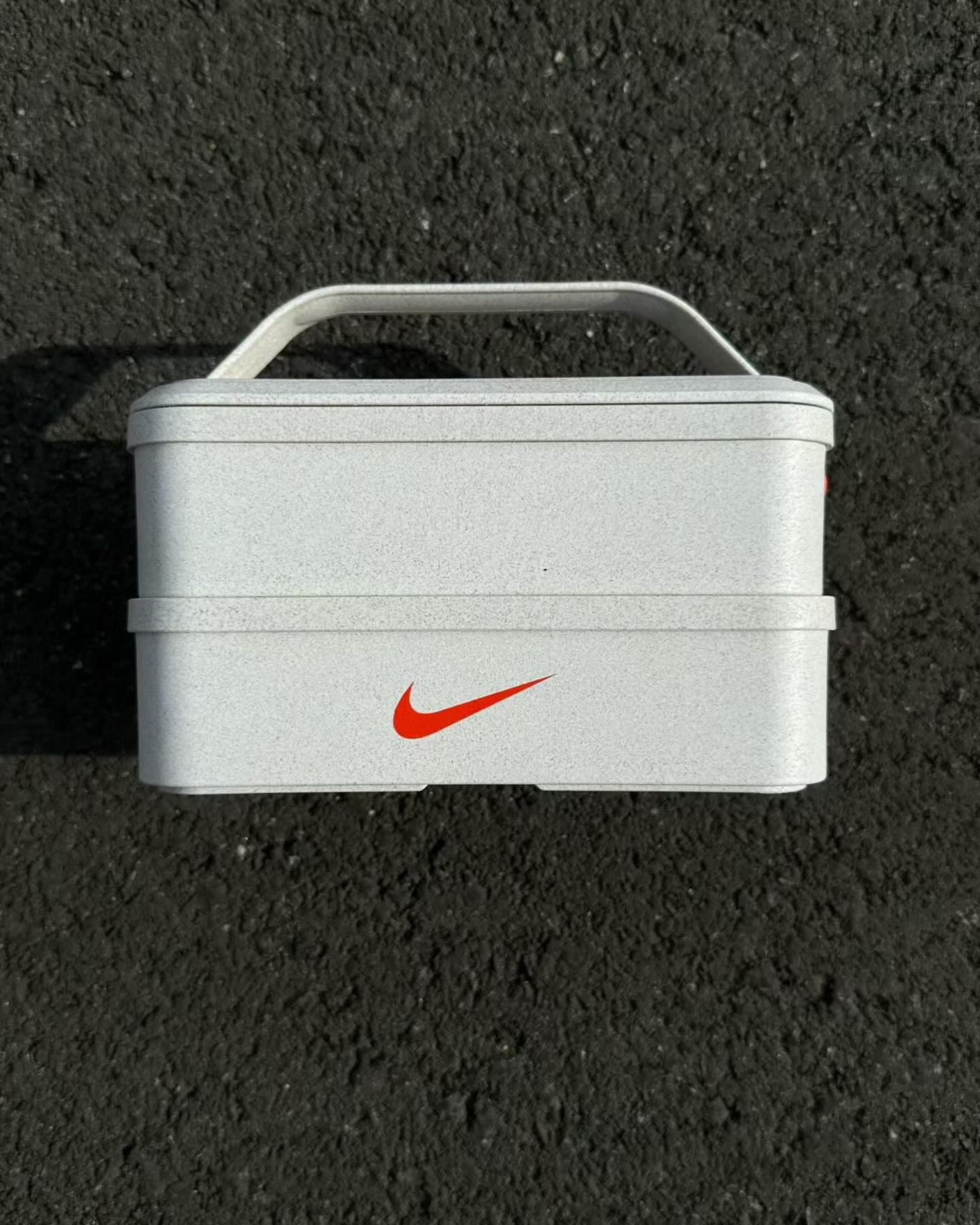 🌟Nike 餐盒 & 保溫袋 Set