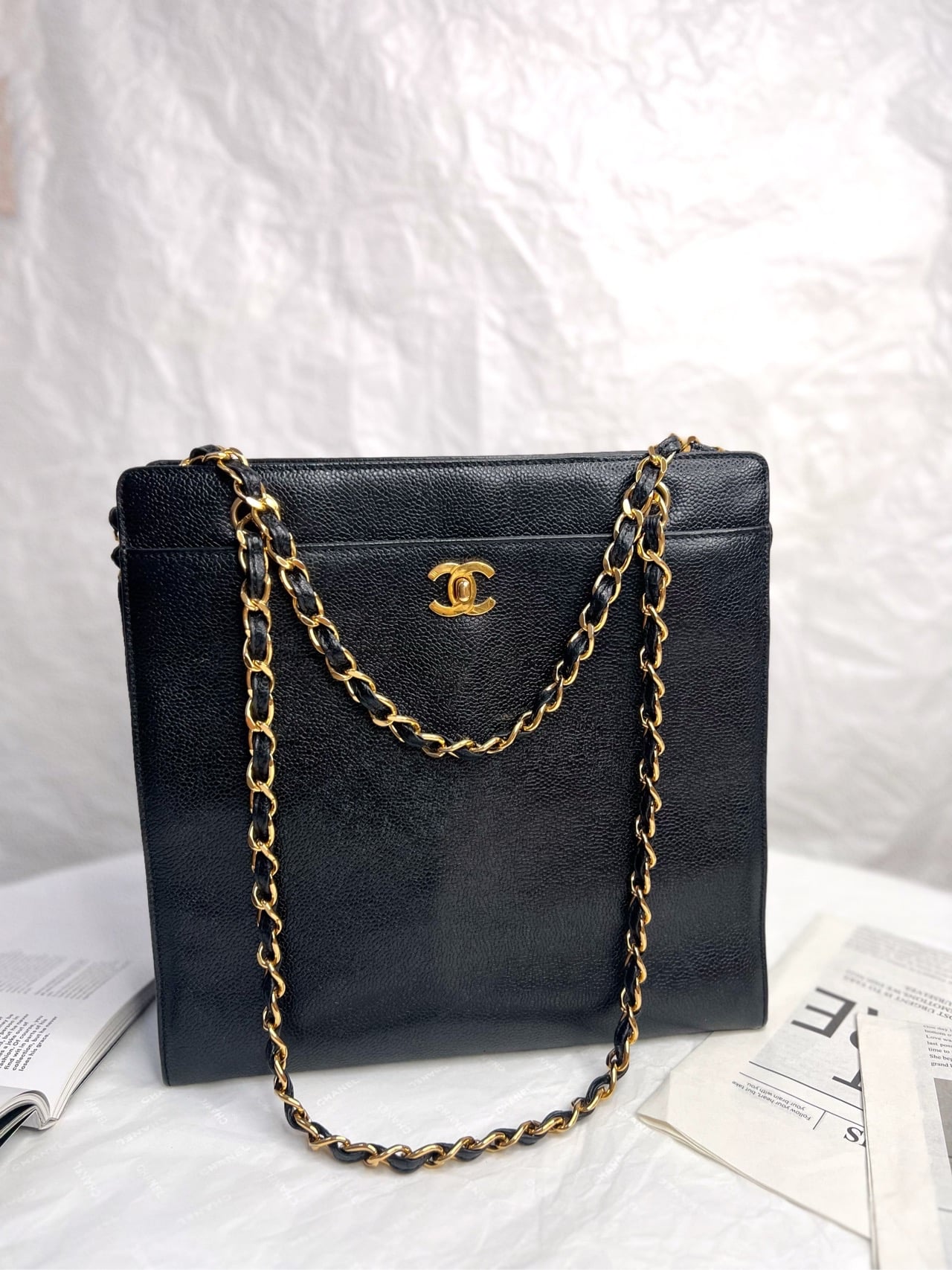 【預訂貨品】CHANEL 黑金魚子醬光面琴譜包