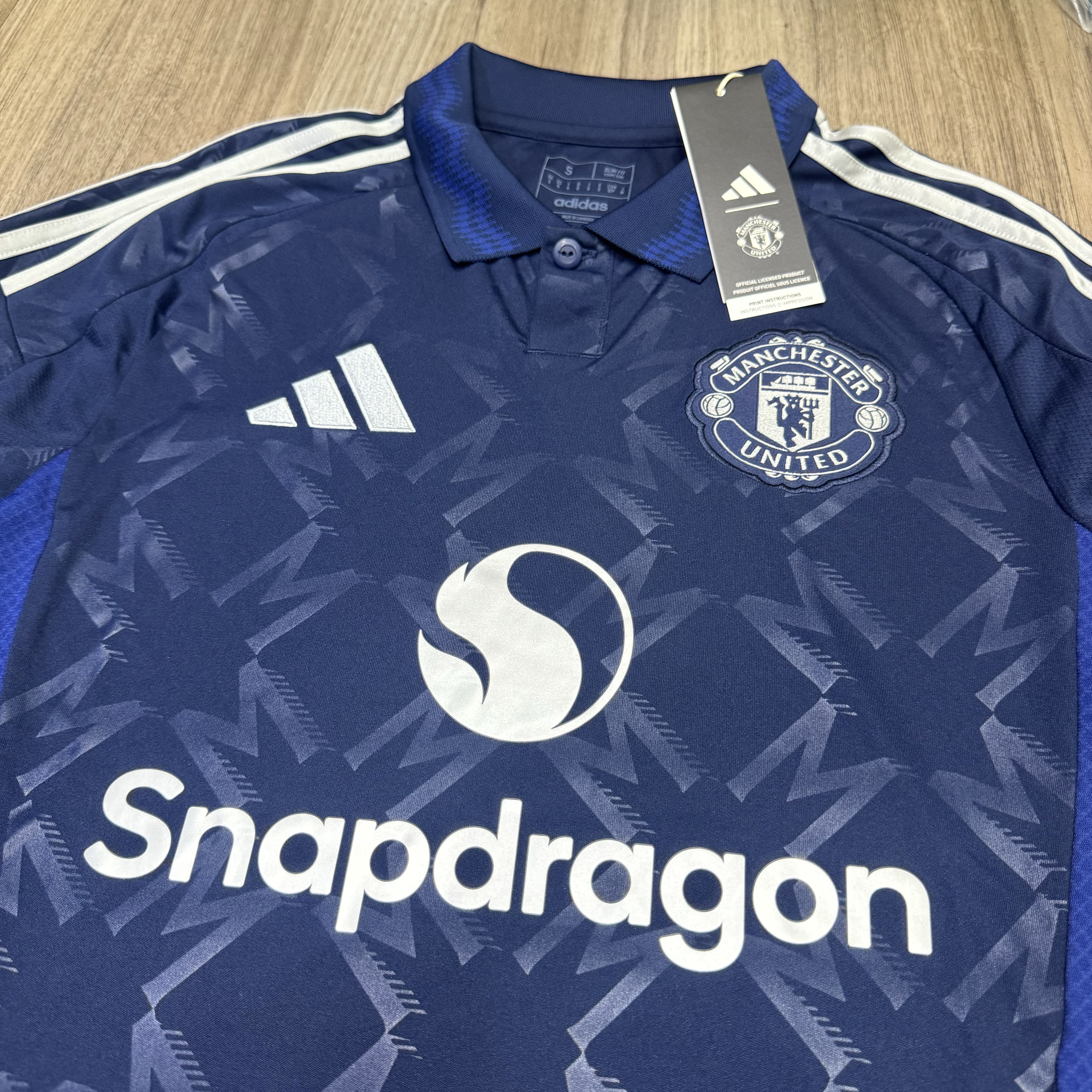 Manchester United 24/25 L/S away shirt (Bnwt)
