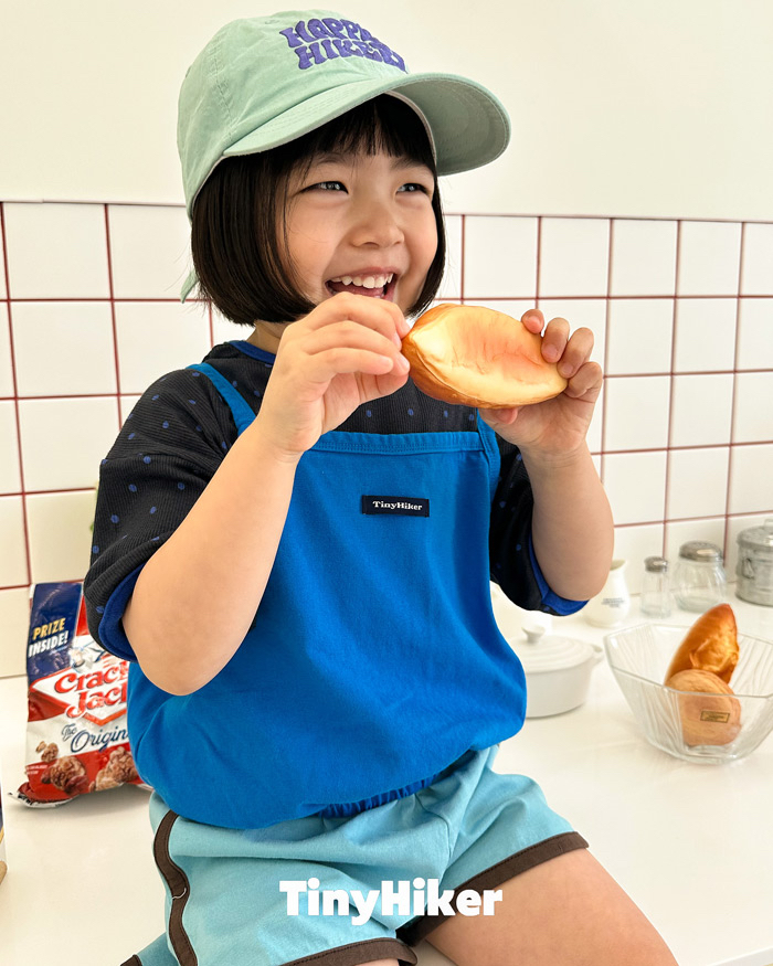 🇰🇷Tiny Hiker tee