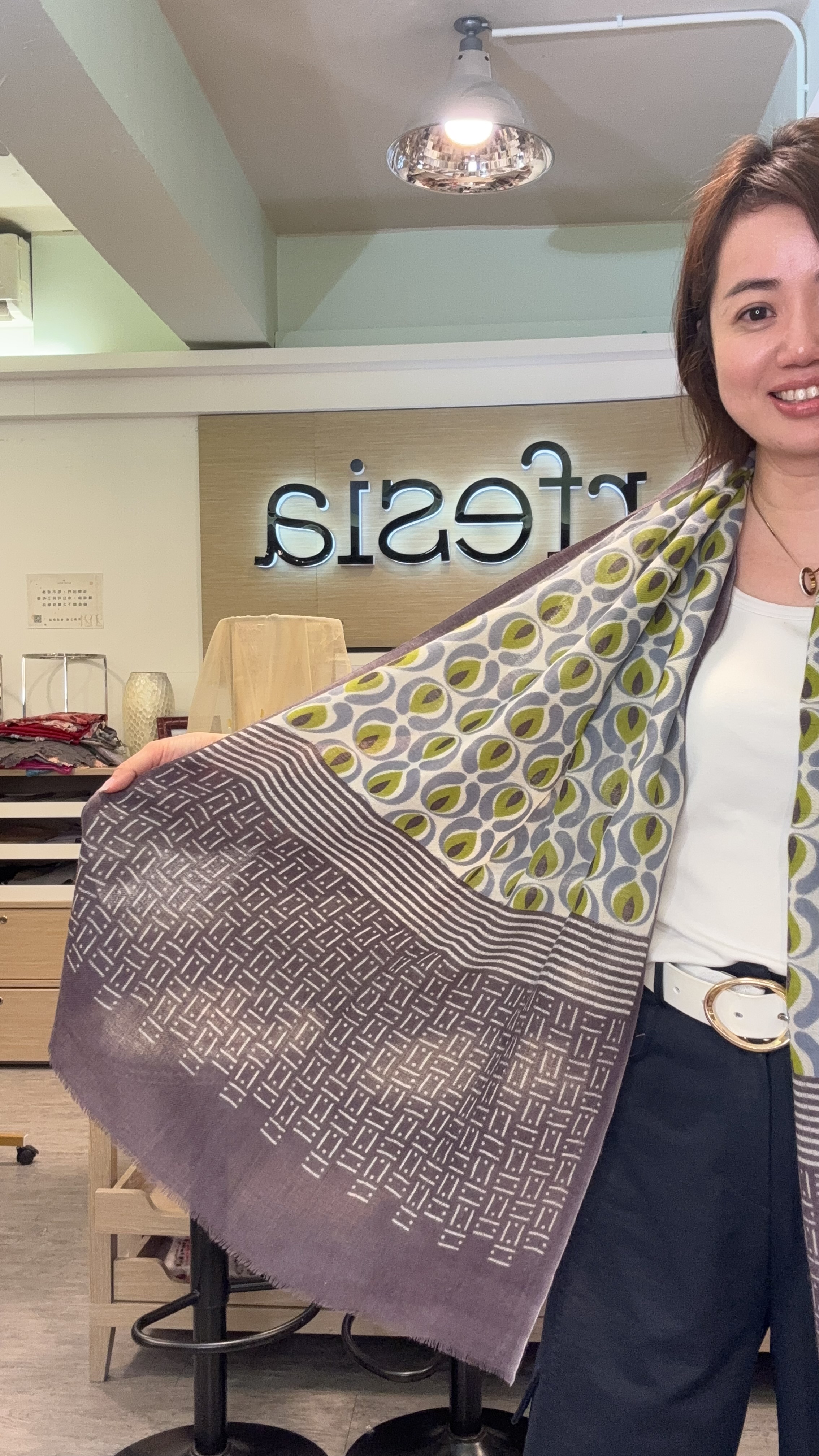 ［訂購］A15 印度手工刺繡 Scarf