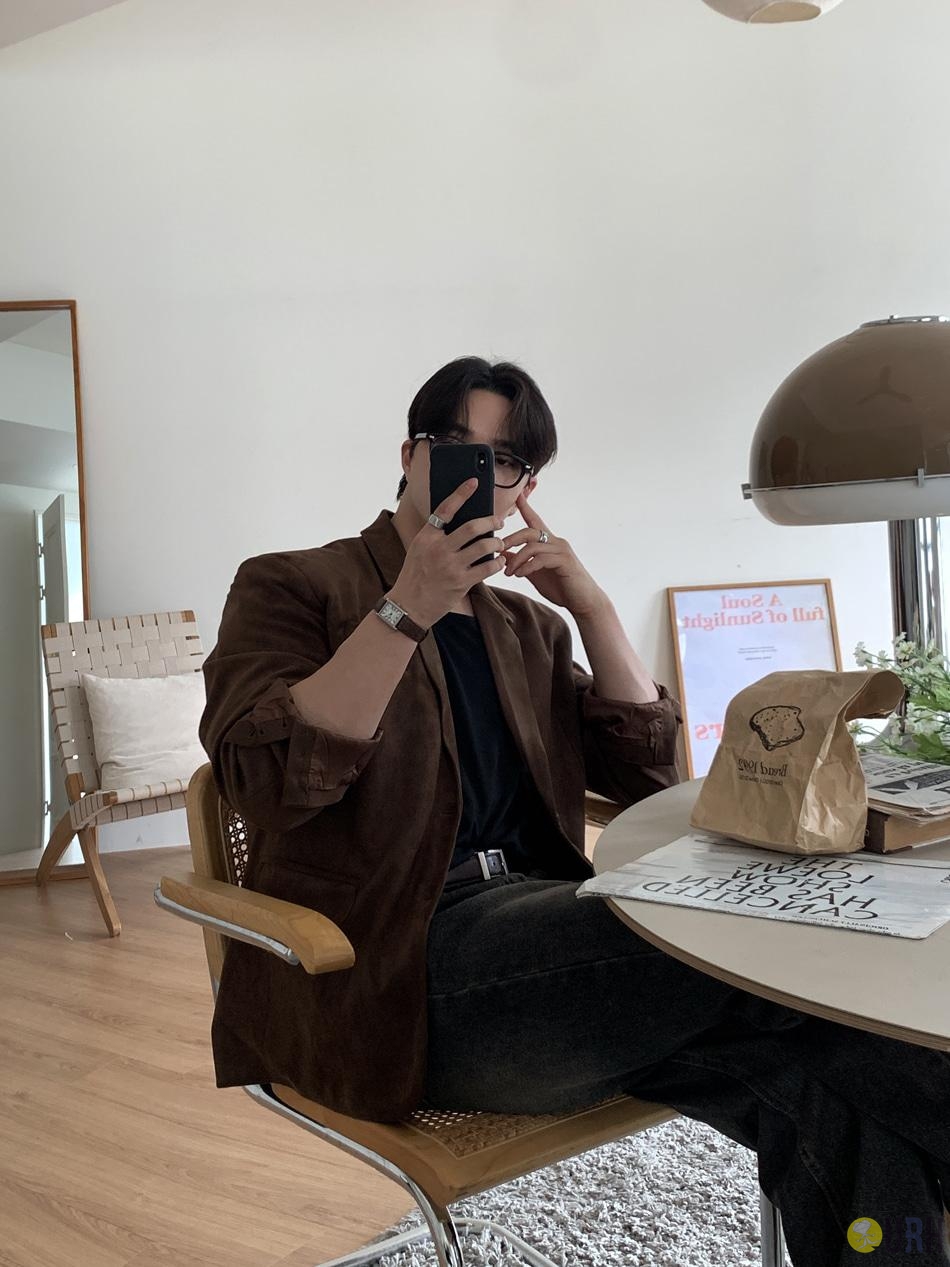 【100%保證韓國直送】復古感細膩麂皮挺闊大寬鬆單排鈕扣西裝外套 🧥 [3 color] RL114856