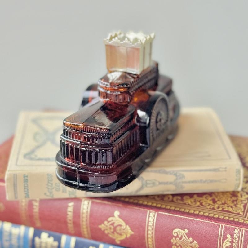 Avon Travel Series 1970s Side Wheeler boat perfume bottle - After Shave Cologne Bottle (MT2199)