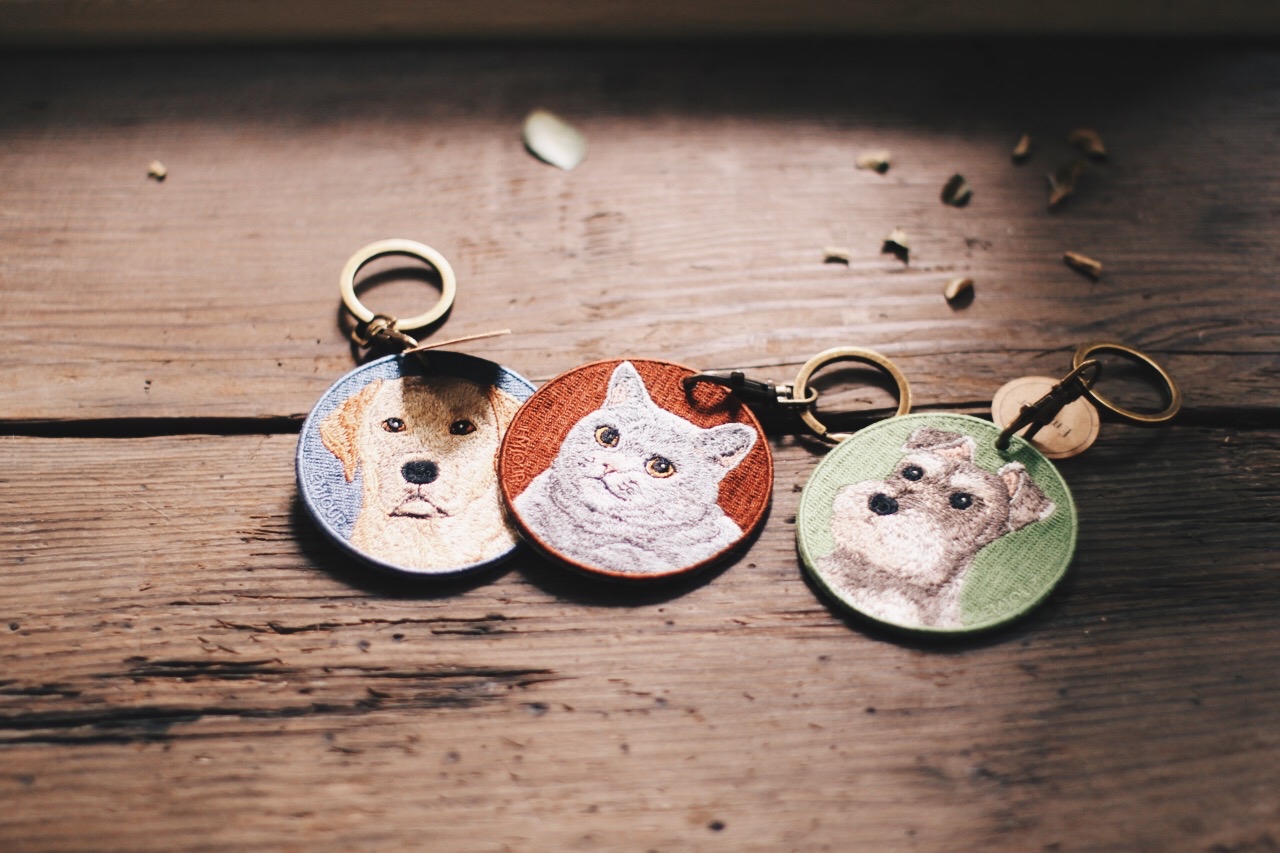 【犬類🦮】雙面刺繡吊飾