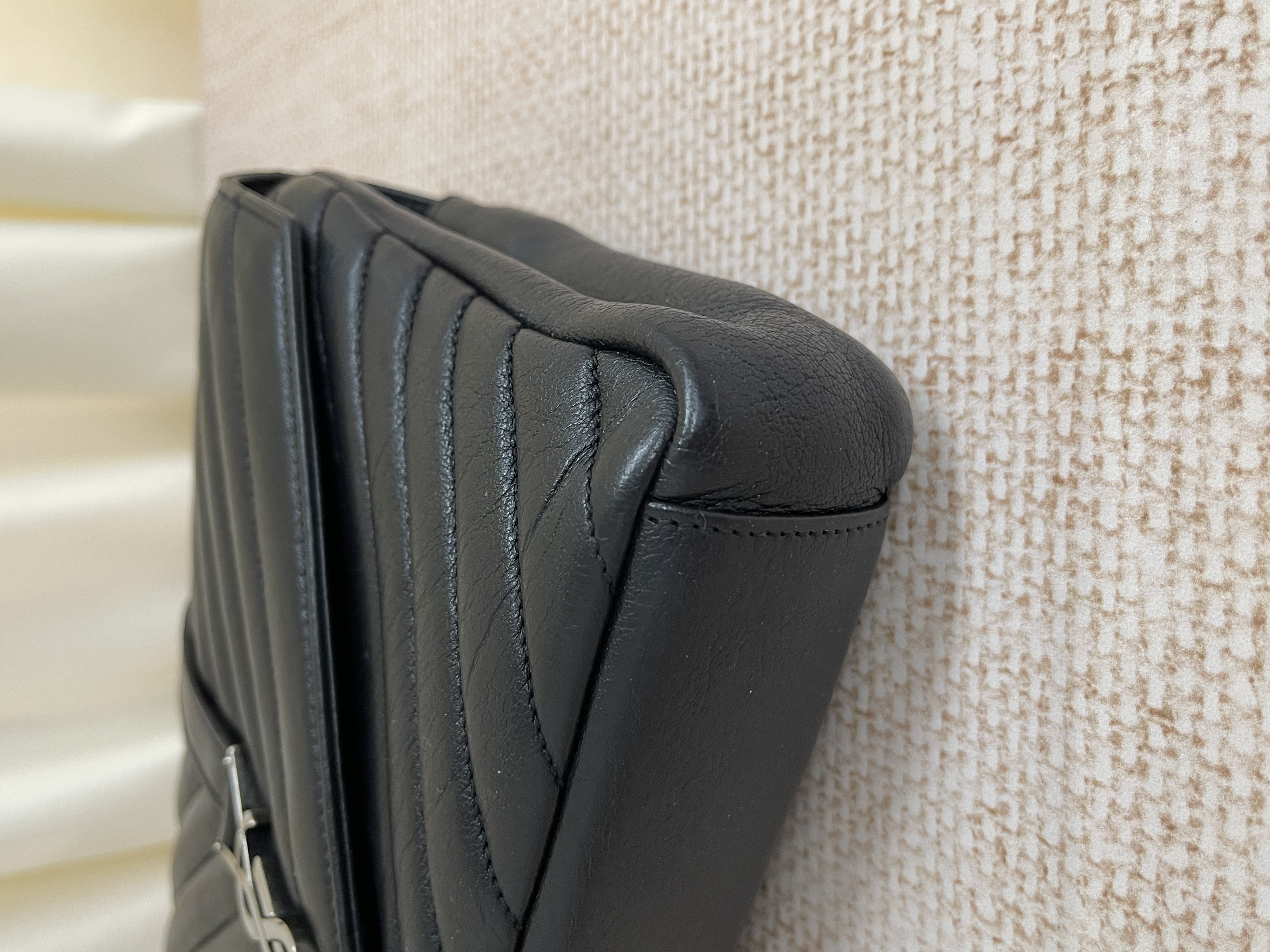 Pre-owned YSL College Bag / Product Code: 26022111