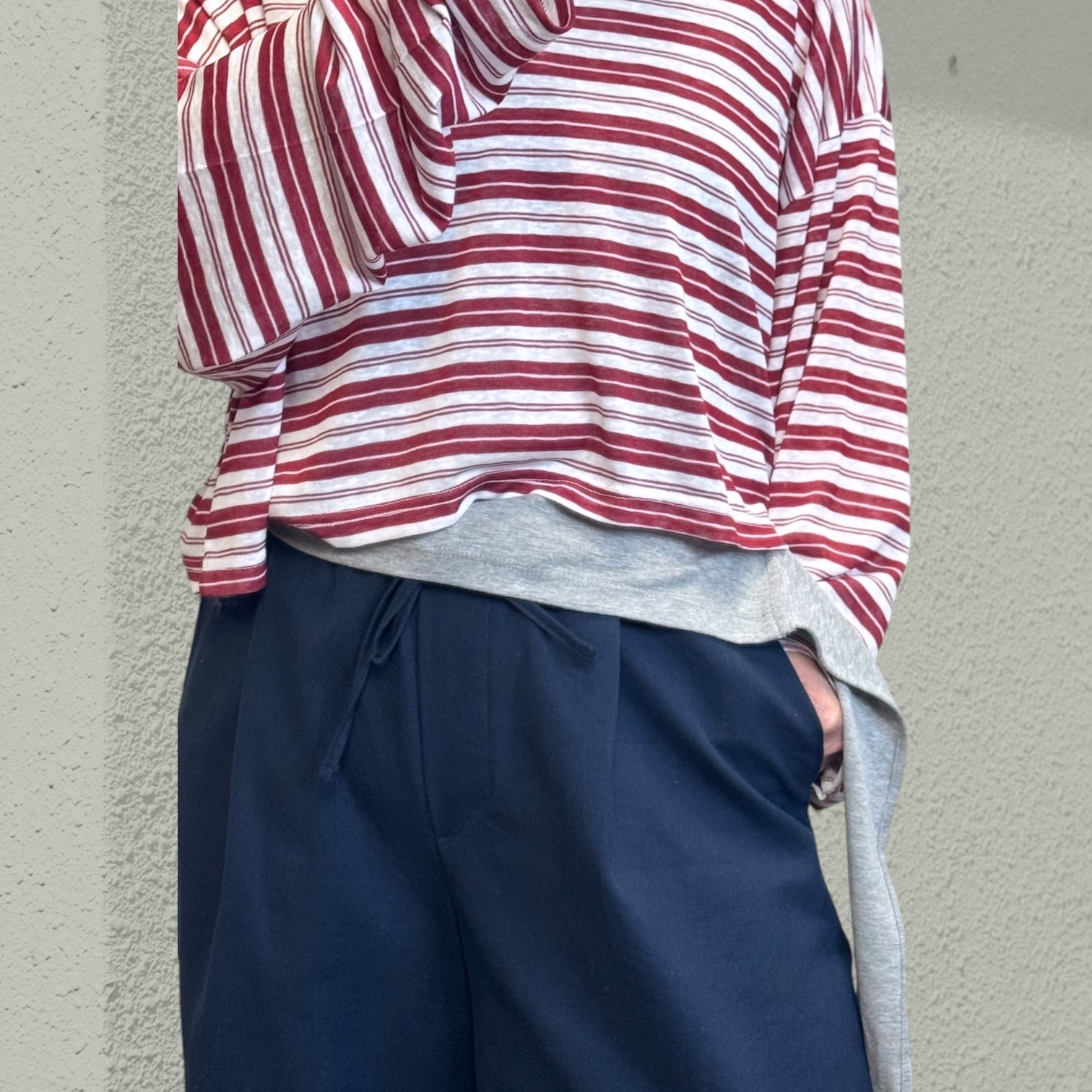 221144 橫間V領 T O P