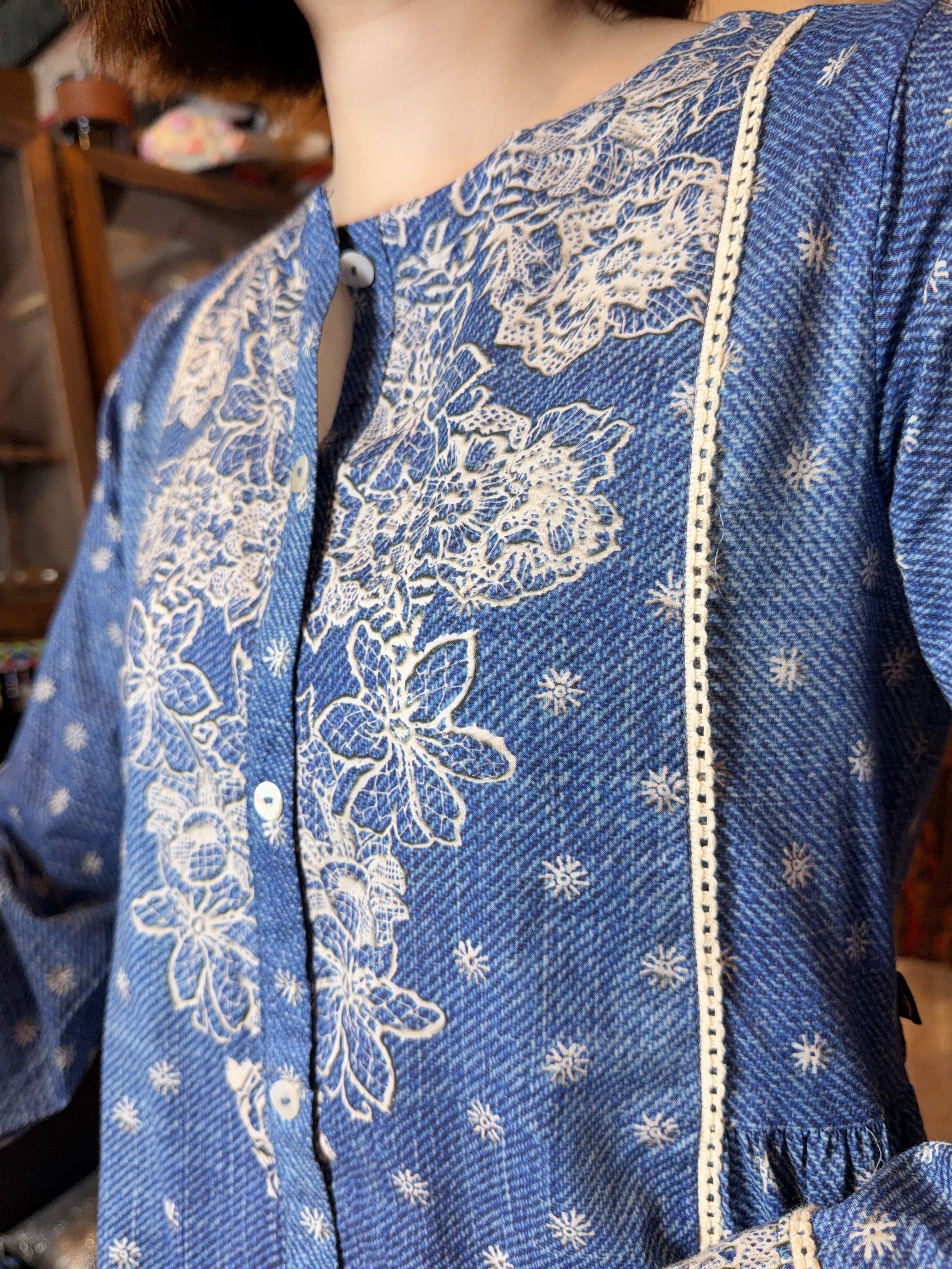 1670 Blue A-Line Floral White Patchwork OP 40"