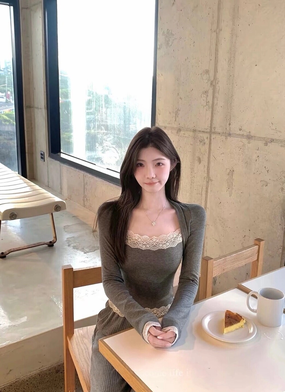 蕾丝拼接纯欲温柔小衫 Lace Patchwork Soft Coquette Blouse