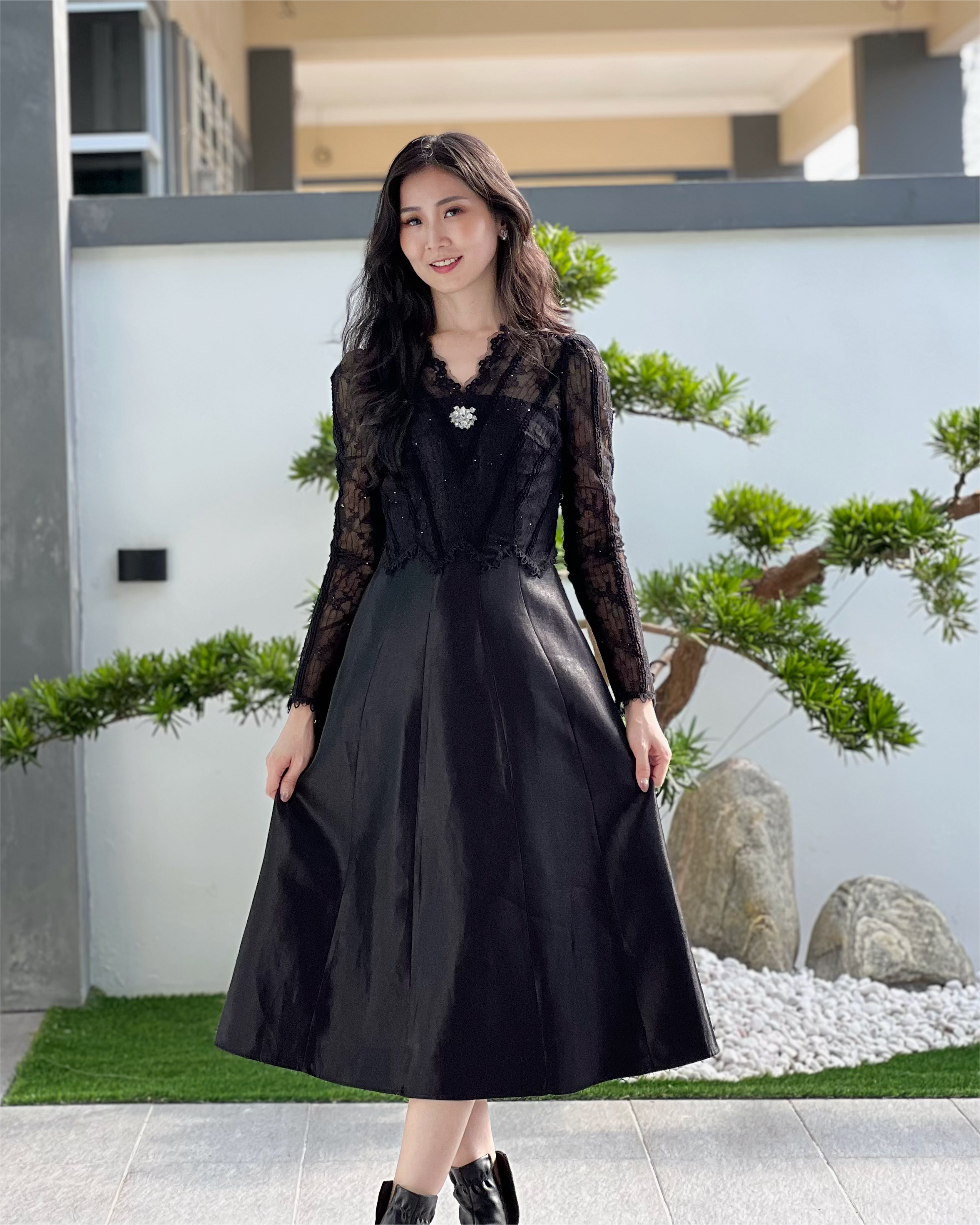 5085 Genevieve Lace Midi Dress 