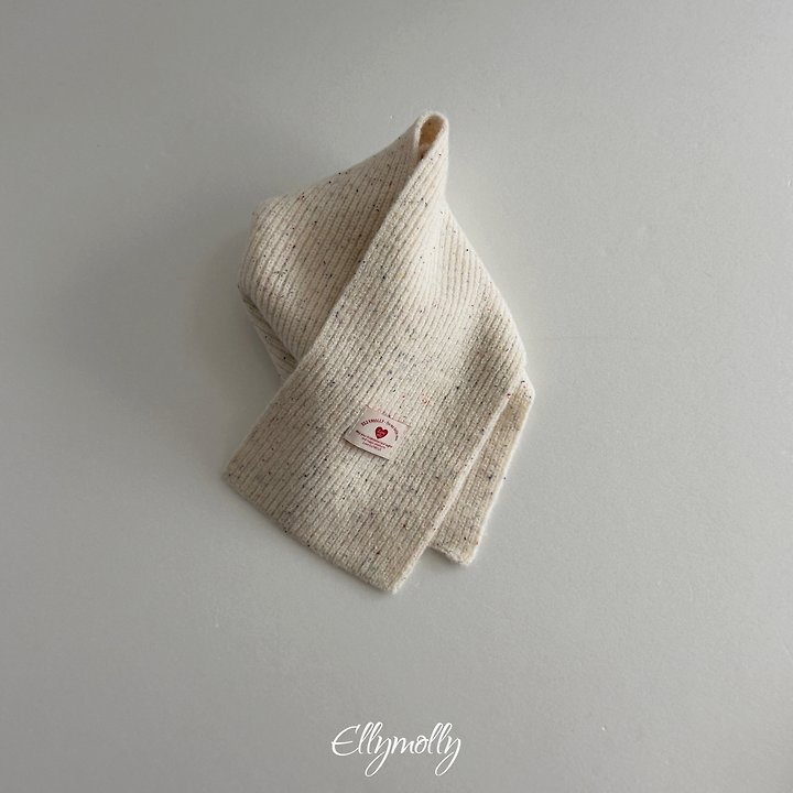 Ellymolly | Elinite muffler