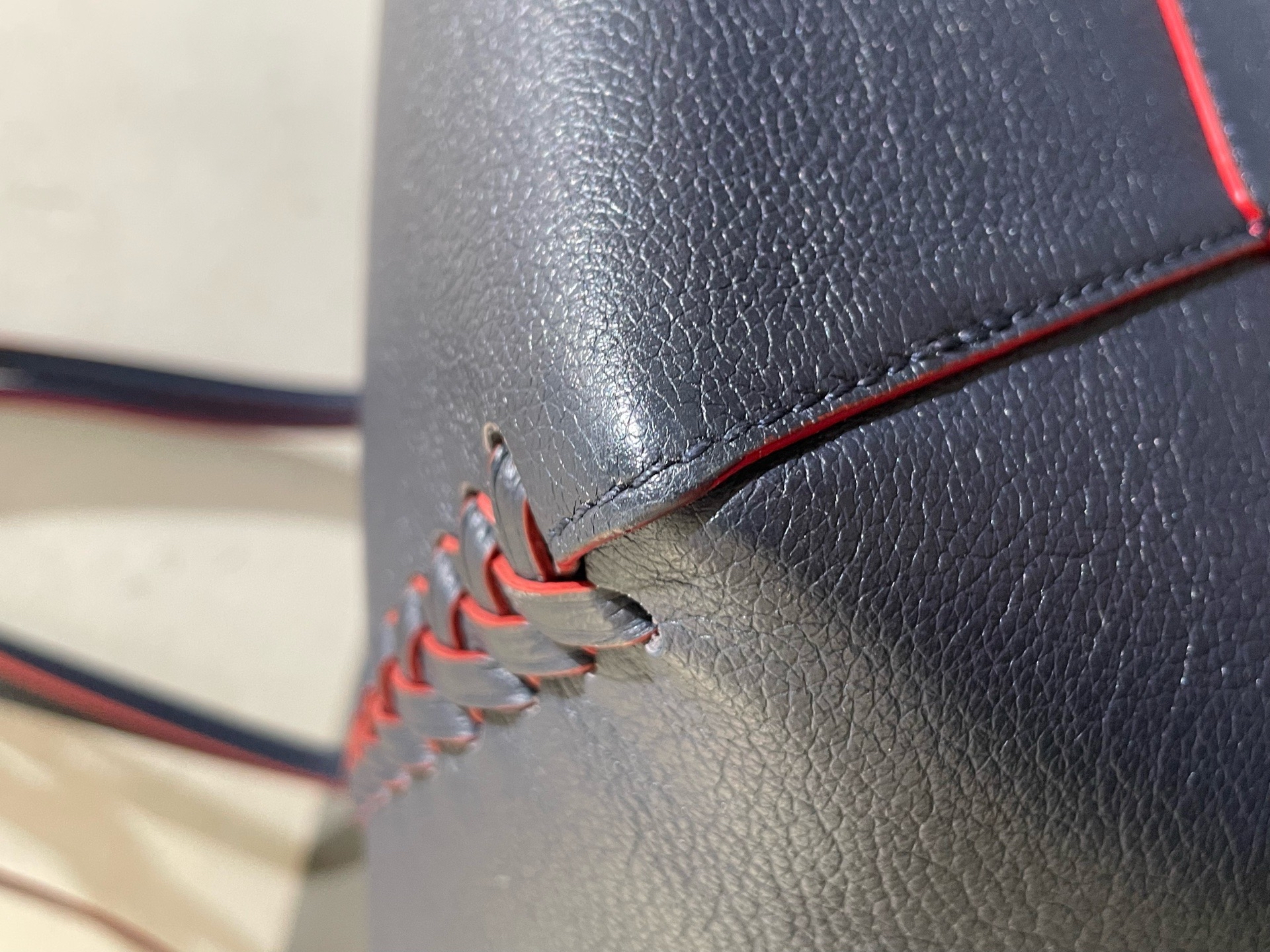 【預訂貨品】LV 限量編織深藍色全皮 Lockme tote 