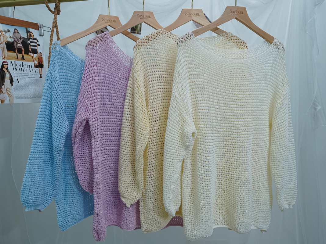Open-Knit Long Sleeve Sweater with Waist Tie (Inner Layer Not Included) ‖ 附腰绳镂空针织长袖上衣（不含内搭） KR01345
