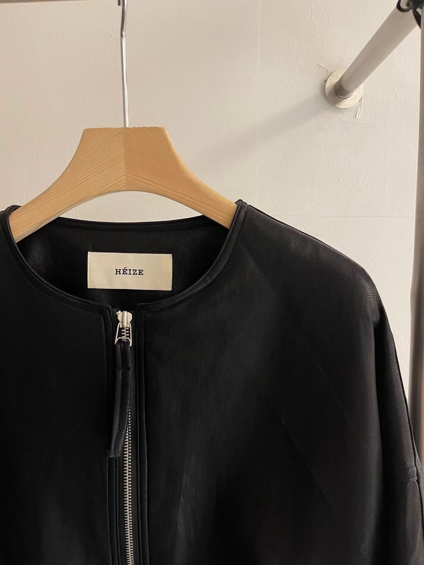 仿皮Bomber Jacket 外套