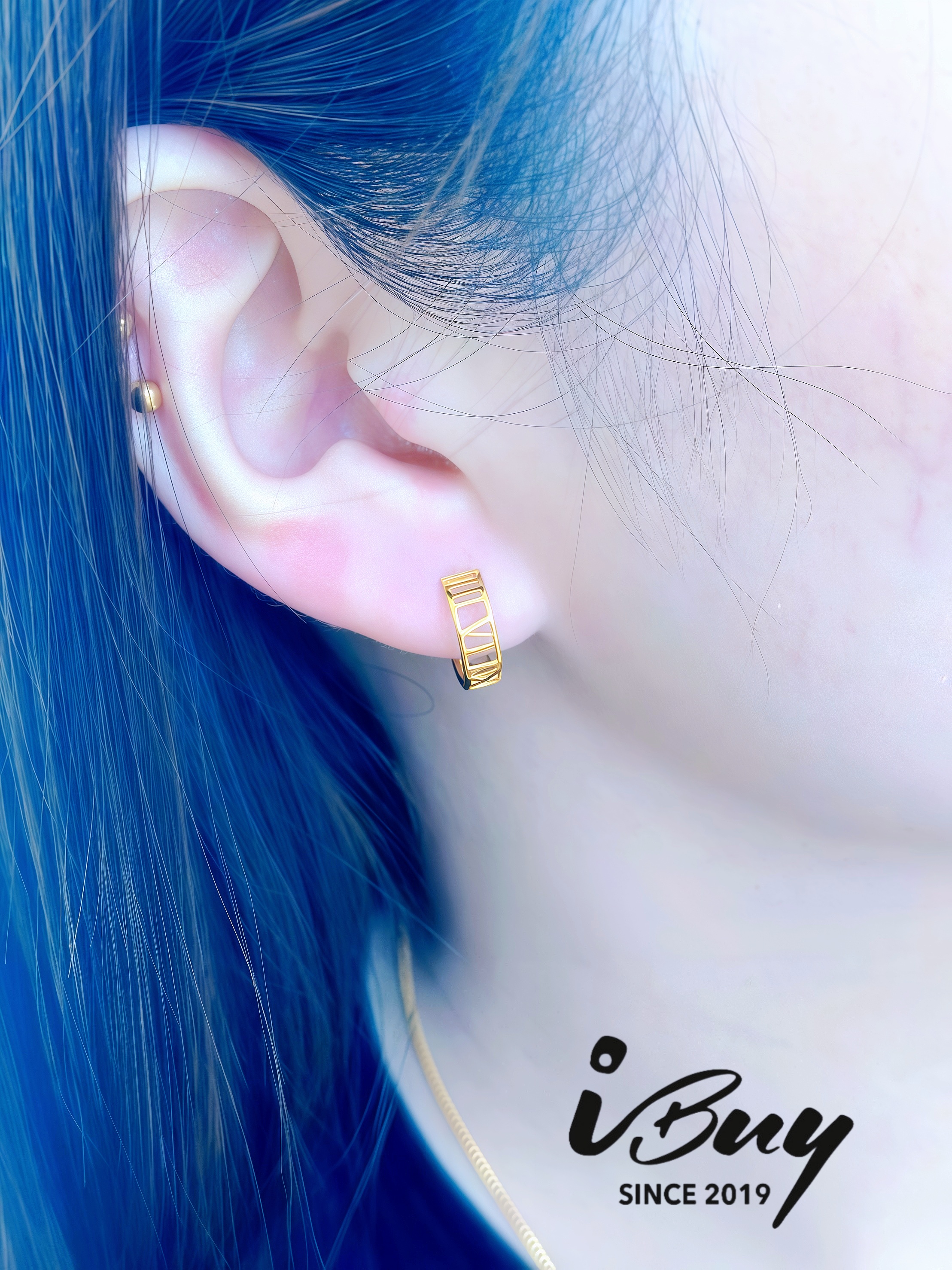 916 GOLD ROME EARRING 916 金 罗马数字耳圈