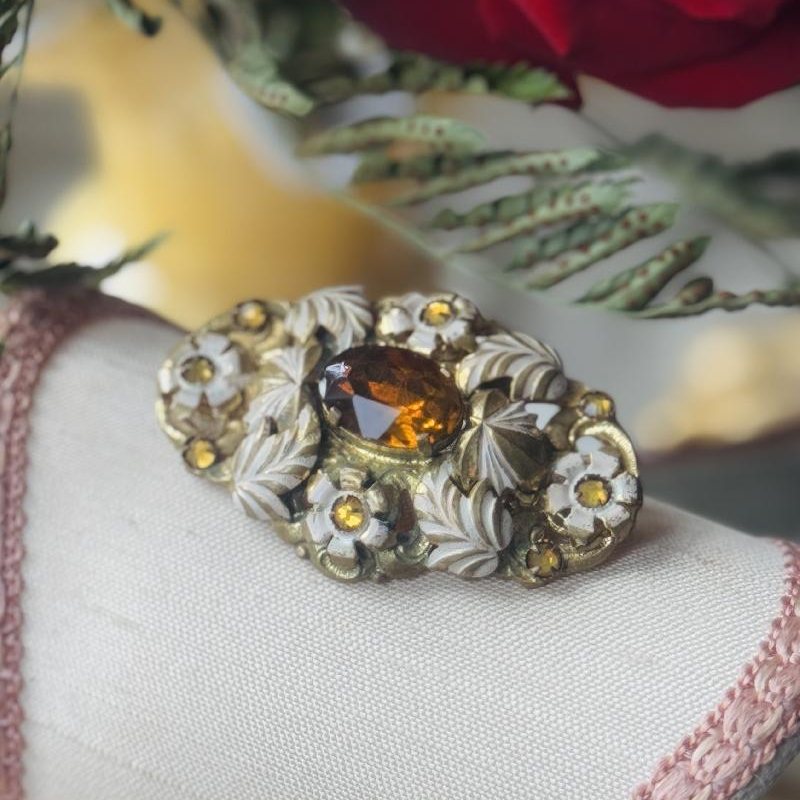 Antique C.a. 1920s Hand-painted Foliage Amber Glass Brooch(NZ035)